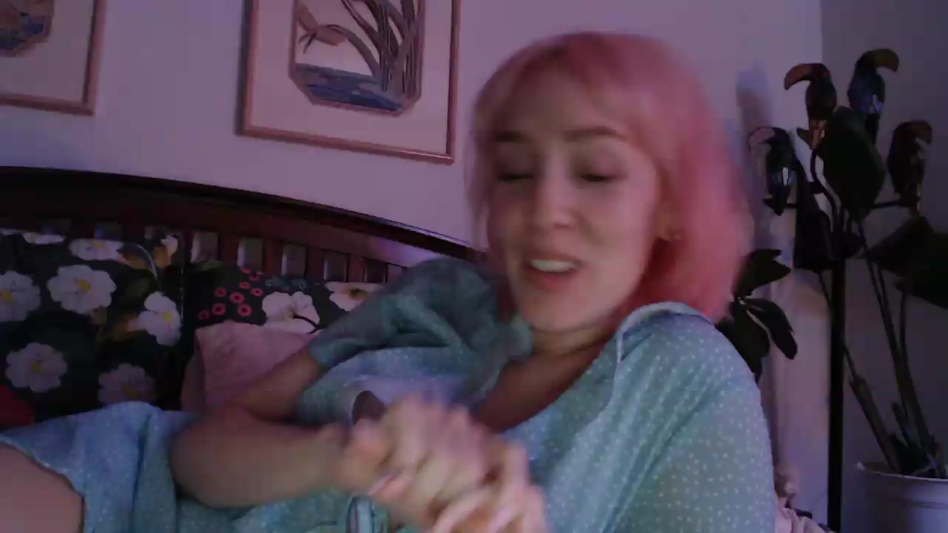 Gallery image thumbnail from NahlaHoney's myfreecams stream on, 07/29/2026, 04:17 image 13 of 20