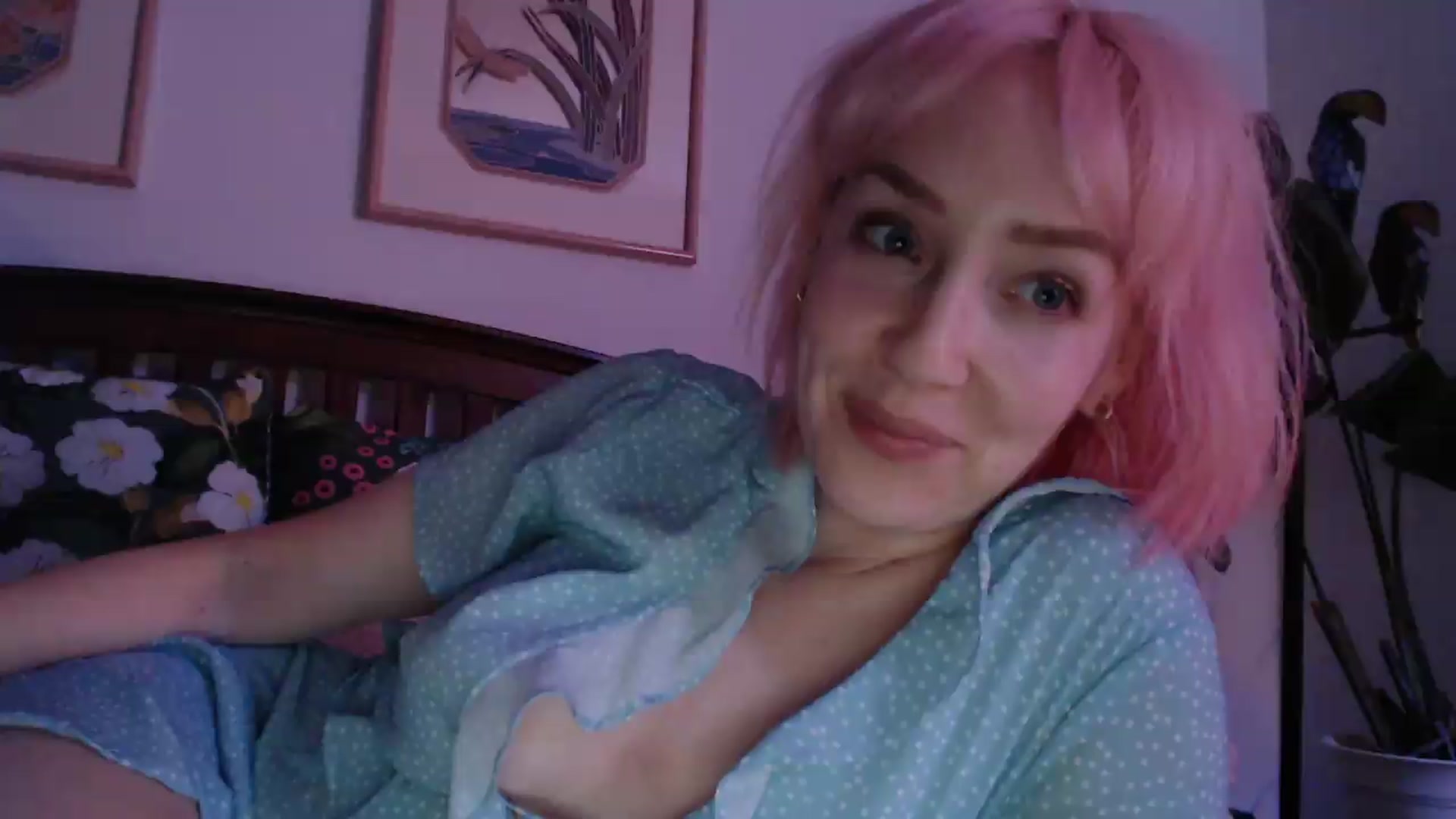 Gallery image thumbnail from NahlaHoney's myfreecams stream on, 07/29/2026, 04:17 image 4 of 20