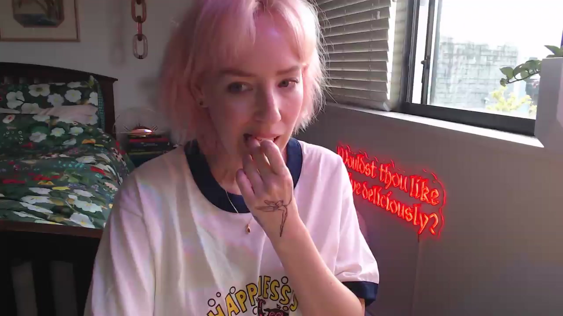 Gallery image thumbnail from NahlaHoney's myfreecams stream on, 07/31/2026, 04:04 image 1 of 20