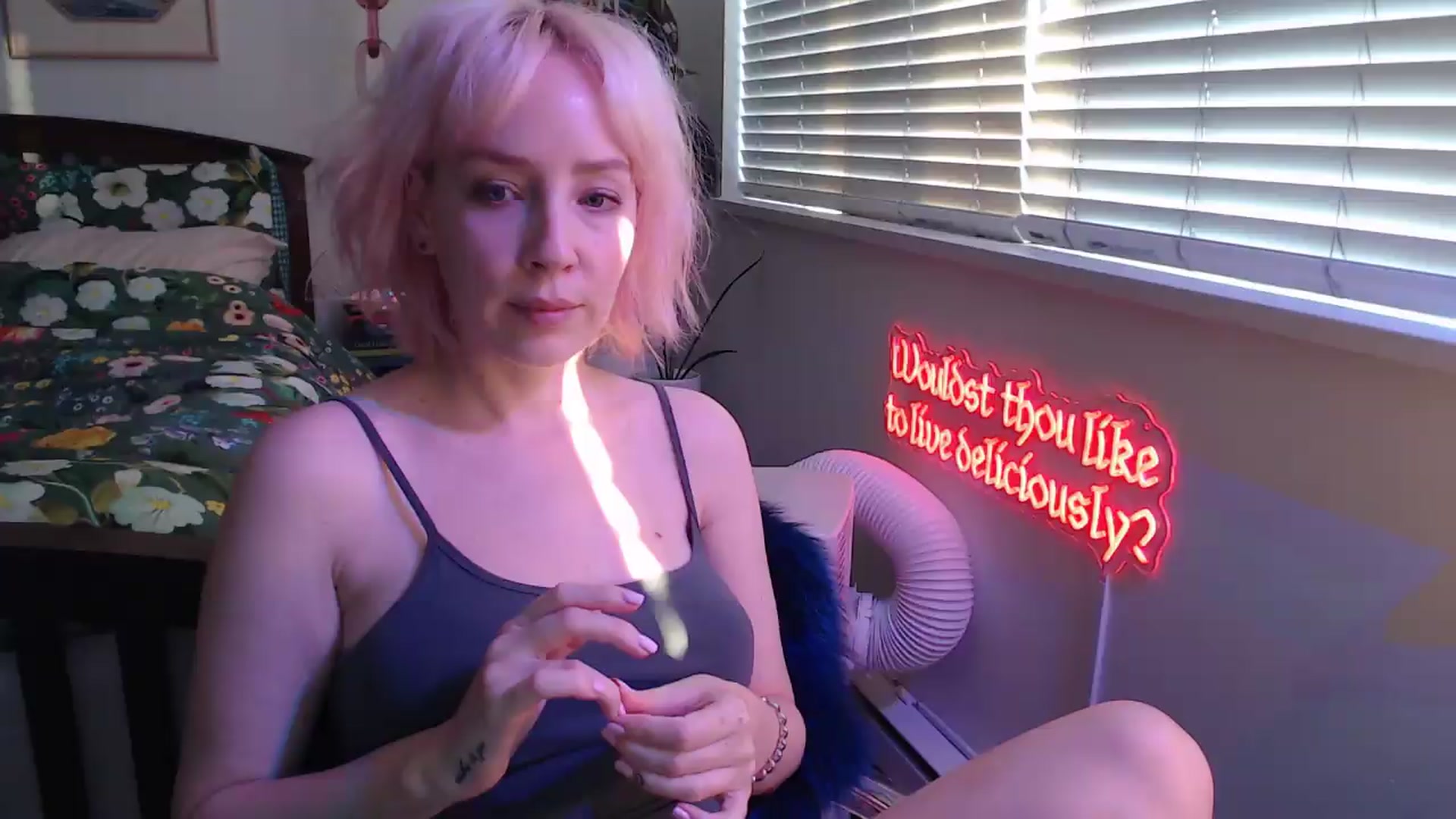 Gallery image thumbnail from NahlaHoney's myfreecams stream on, 08/04/2026, 04:04 image 8 of 20