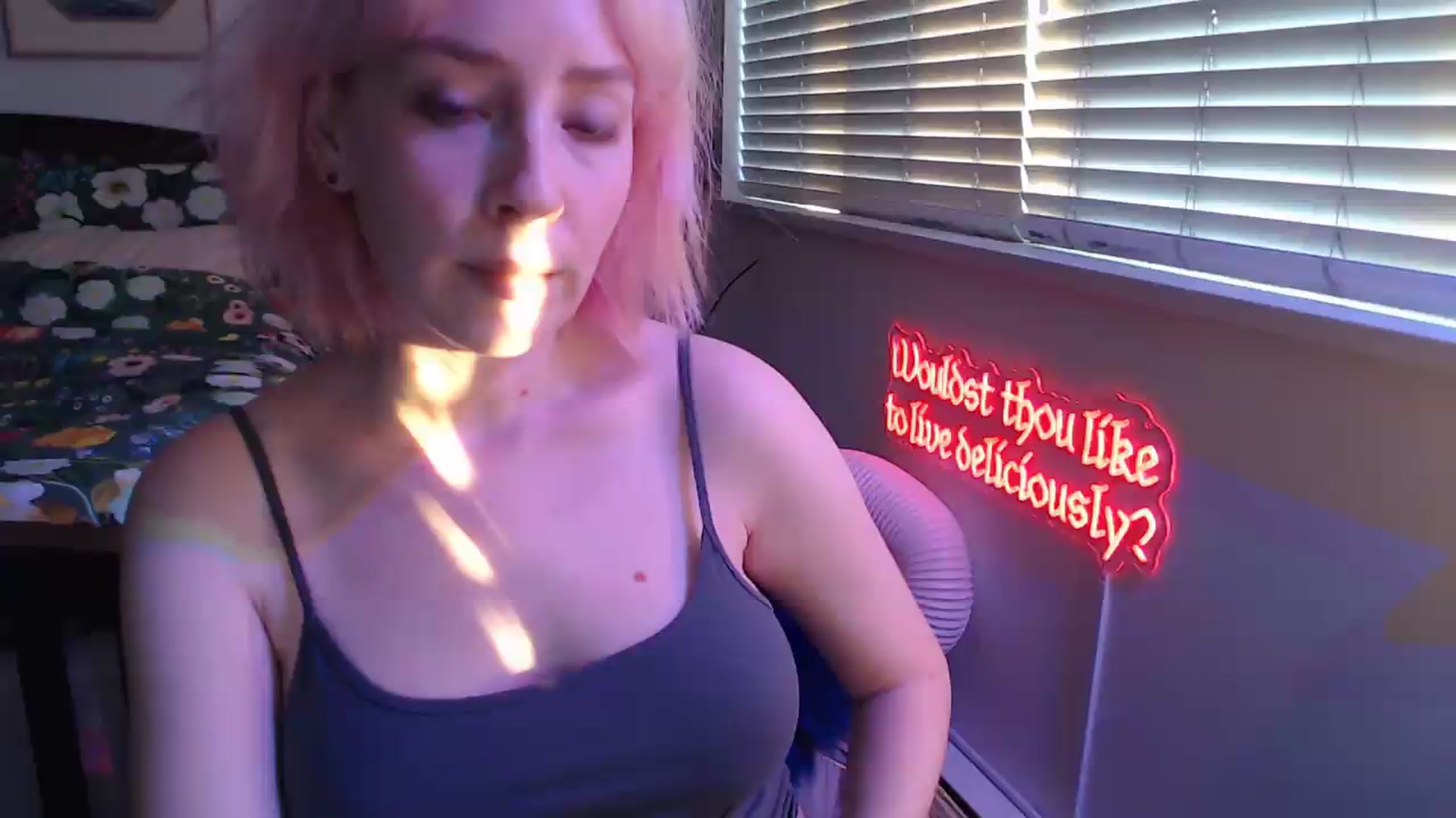 Gallery image thumbnail from NahlaHoney's myfreecams stream on, 08/04/2026, 04:04 image 12 of 20