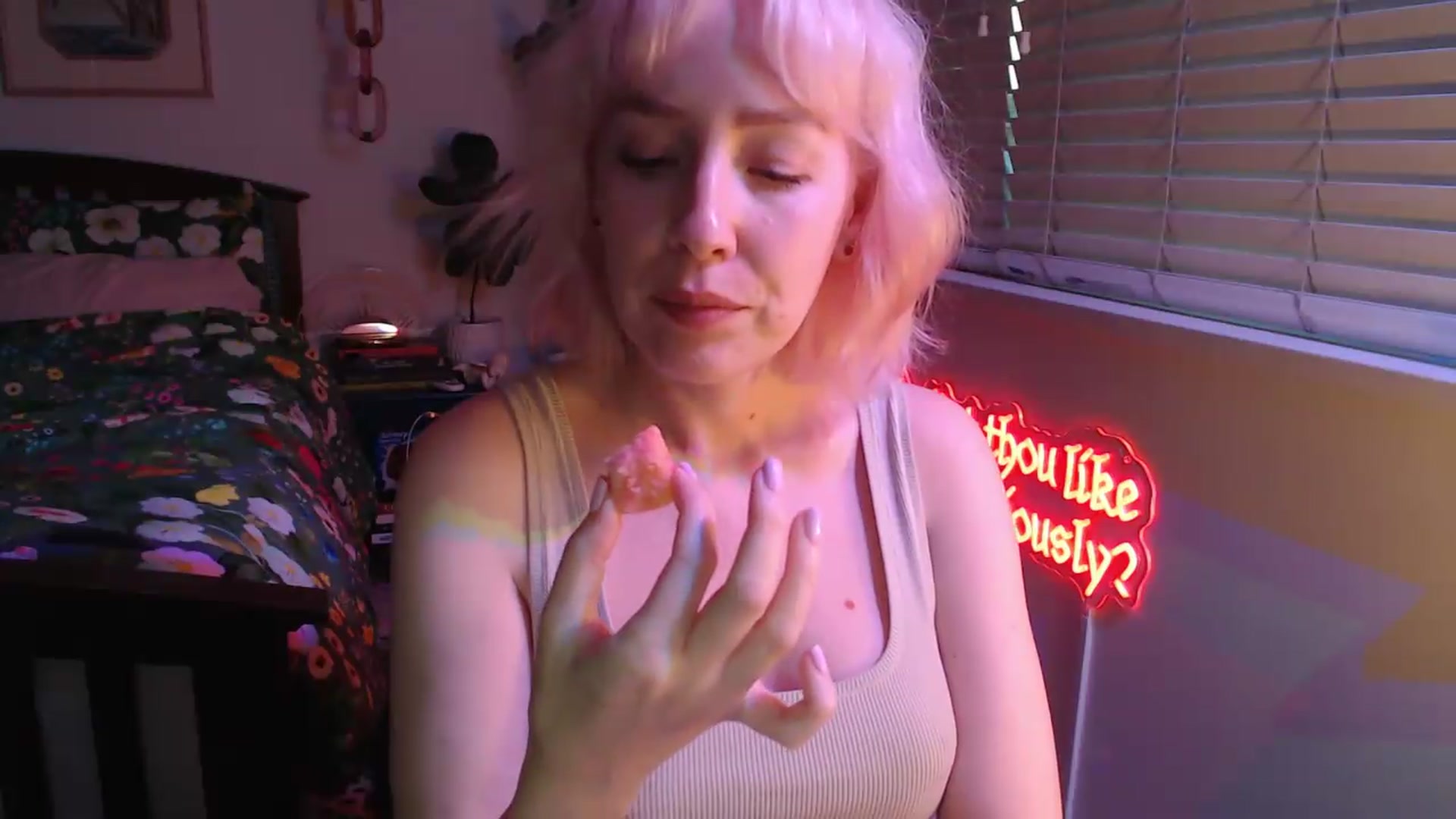 Gallery image thumbnail from NahlaHoney's myfreecams stream on, 08/06/2026, 04:36 image 15 of 20