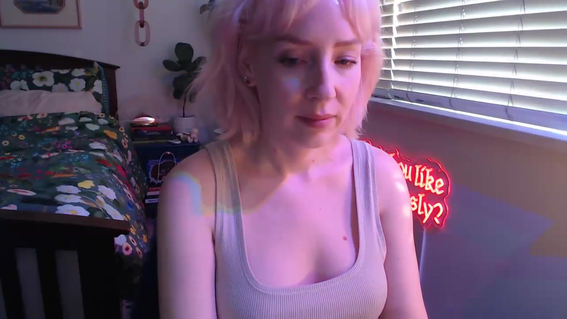 Gallery image thumbnail from NahlaHoney's myfreecams stream on, 08/06/2026, 04:36 image 3 of 20