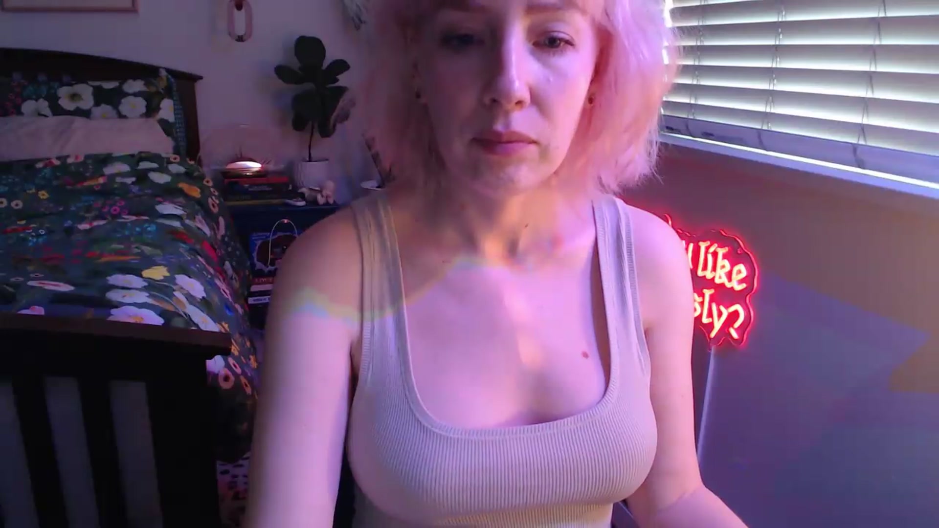 Gallery image thumbnail from NahlaHoney's myfreecams stream on, 08/06/2026, 04:36 image 7 of 20