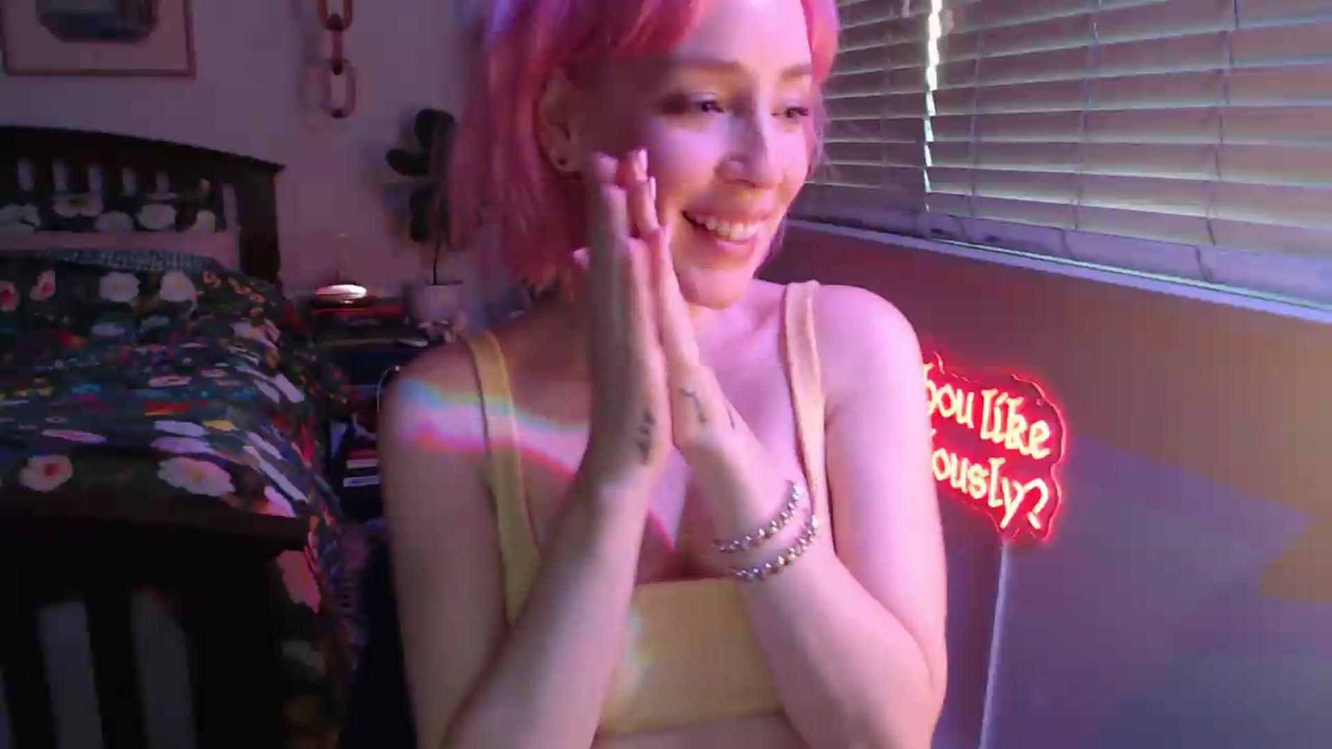 Gallery image thumbnail from NahlaHoney's myfreecams stream on, 08/11/2026, 04:21 image 14 of 20
