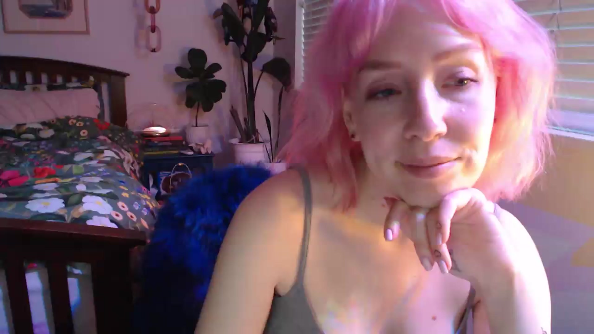 Gallery image thumbnail from NahlaHoney's myfreecams stream on, 08/12/2026, 04:10 image 16 of 20