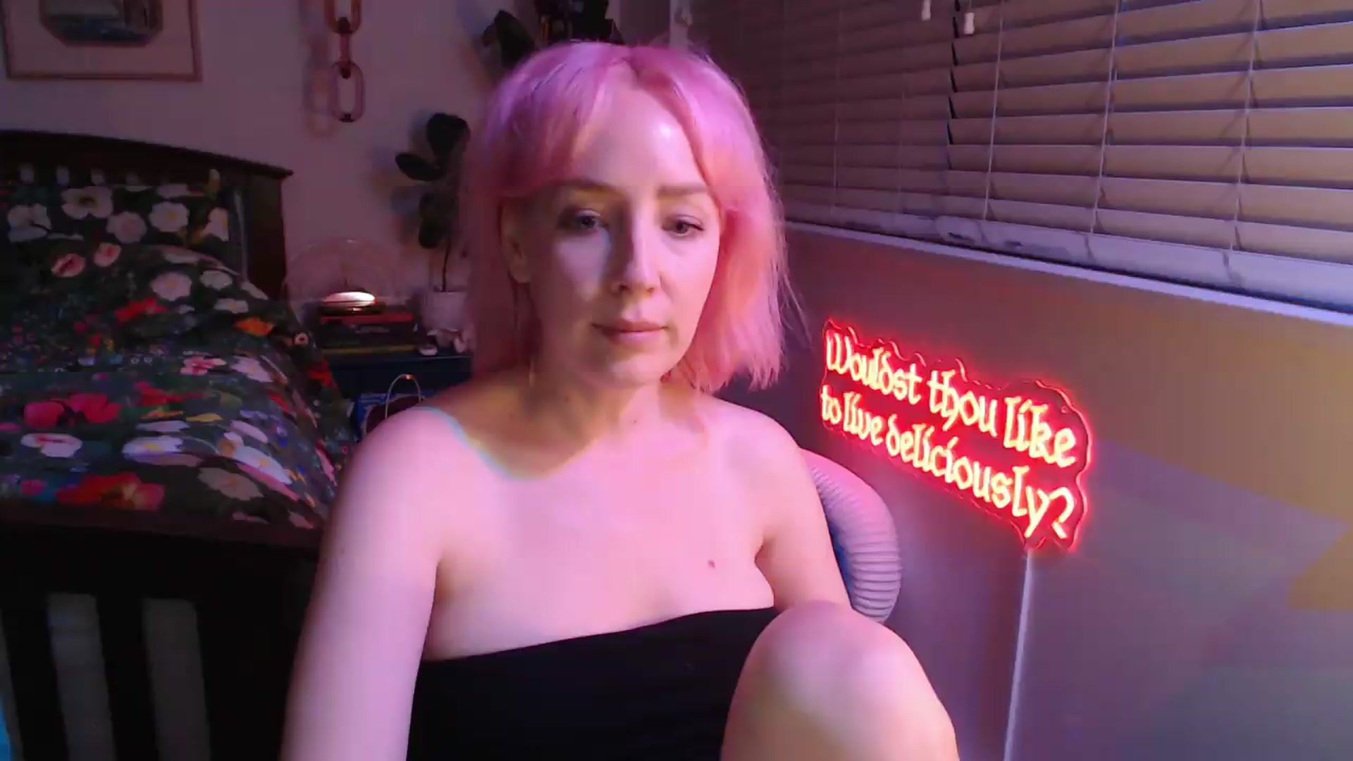Gallery image thumbnail from NahlaHoney's myfreecams stream on, 08/18/2026, 05:00 image 14 of 20