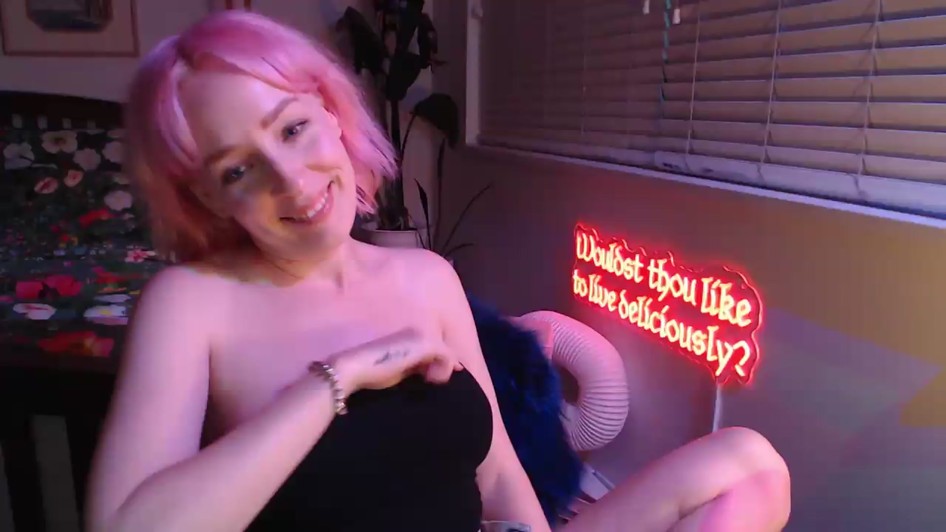 Gallery image thumbnail from NahlaHoney's myfreecams stream on, 08/18/2026, 05:00 image 11 of 20