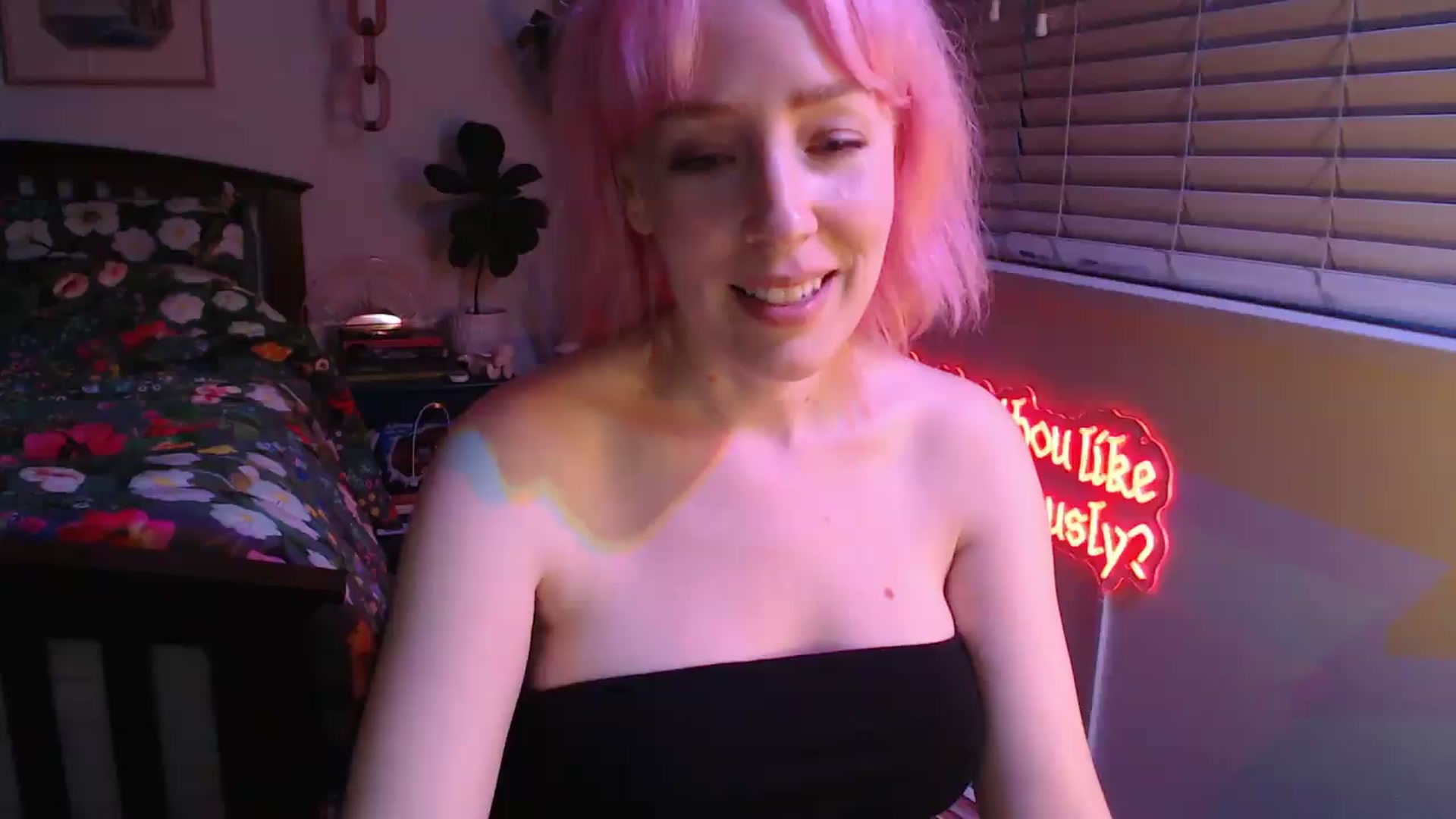 Gallery image thumbnail from NahlaHoney's myfreecams stream on, 08/18/2026, 05:00 image 12 of 20