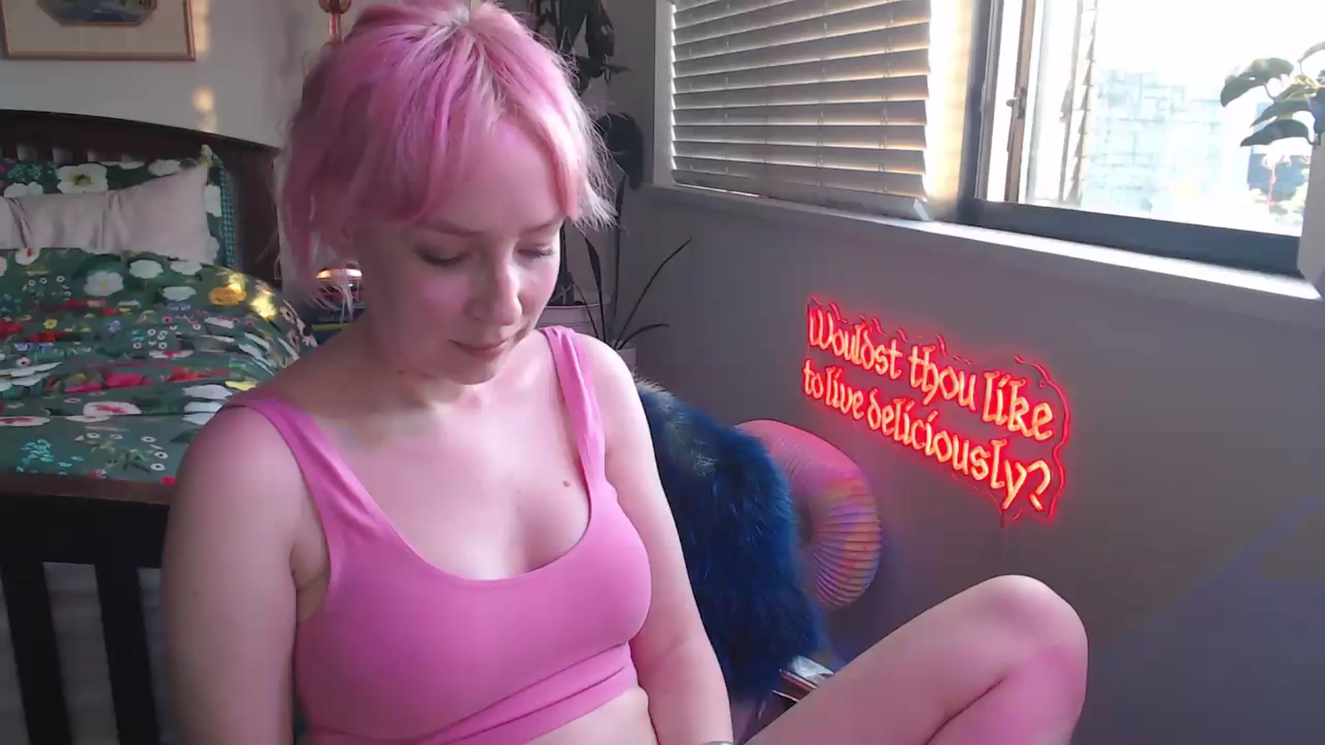 Gallery image thumbnail from NahlaHoney's myfreecams stream on, 08/19/2026, 04:13 image 3 of 20