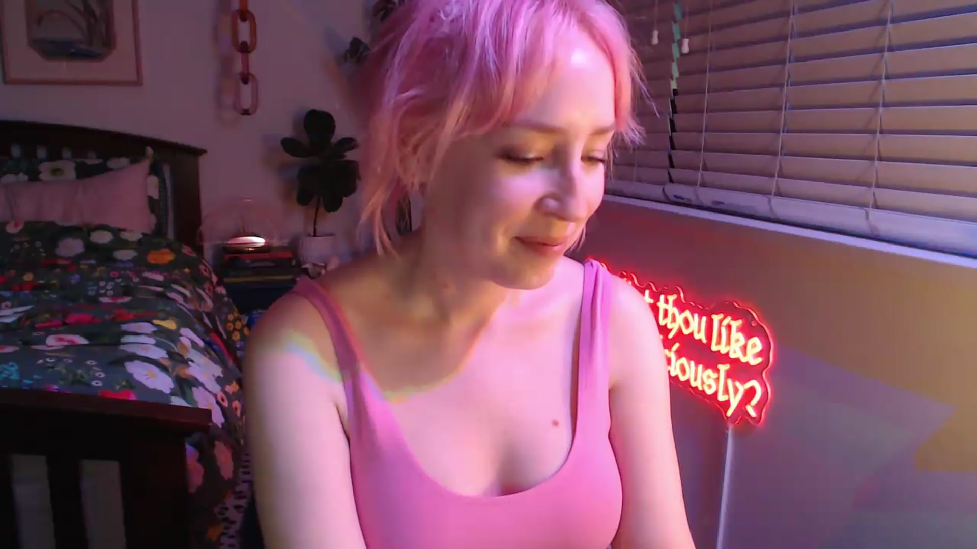 Gallery image thumbnail from NahlaHoney's myfreecams stream on, 08/19/2026, 04:13 image 20 of 20