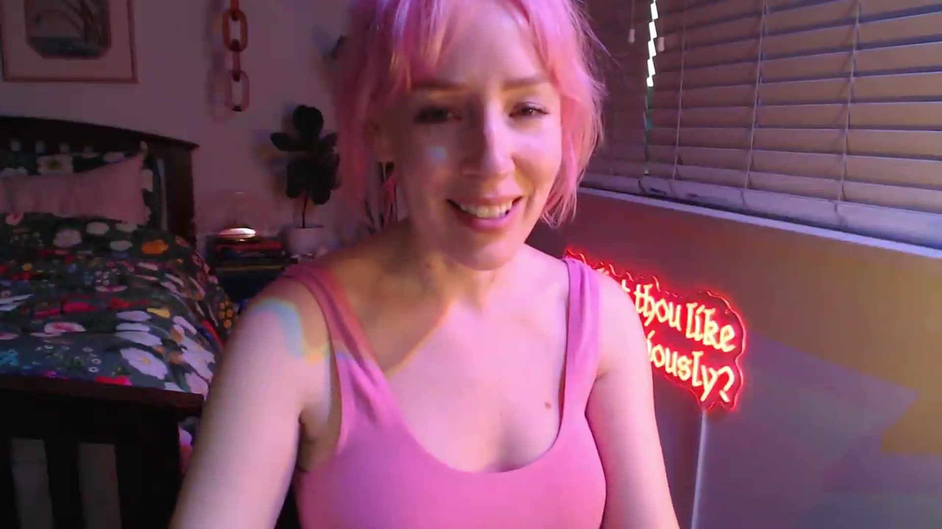 Gallery image thumbnail from NahlaHoney's myfreecams stream on, 08/19/2026, 04:13 image 15 of 20