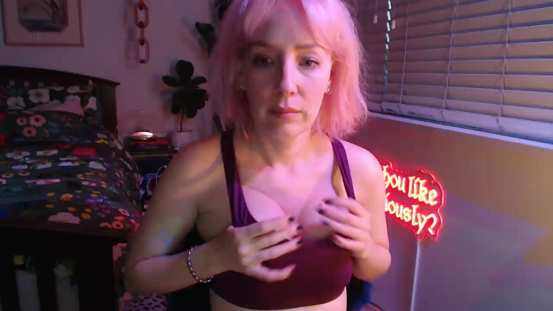 Gallery image thumbnail from NahlaHoney's myfreecams stream on, 08/26/2026, 04:26 image 11 of 20