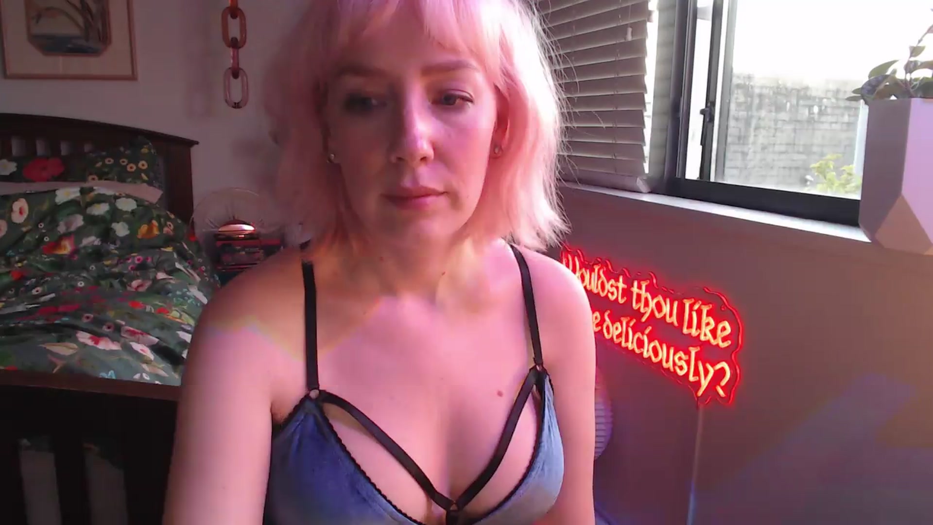 Gallery image thumbnail from NahlaHoney's myfreecams stream on, 08/27/2026, 03:27 image 9 of 20