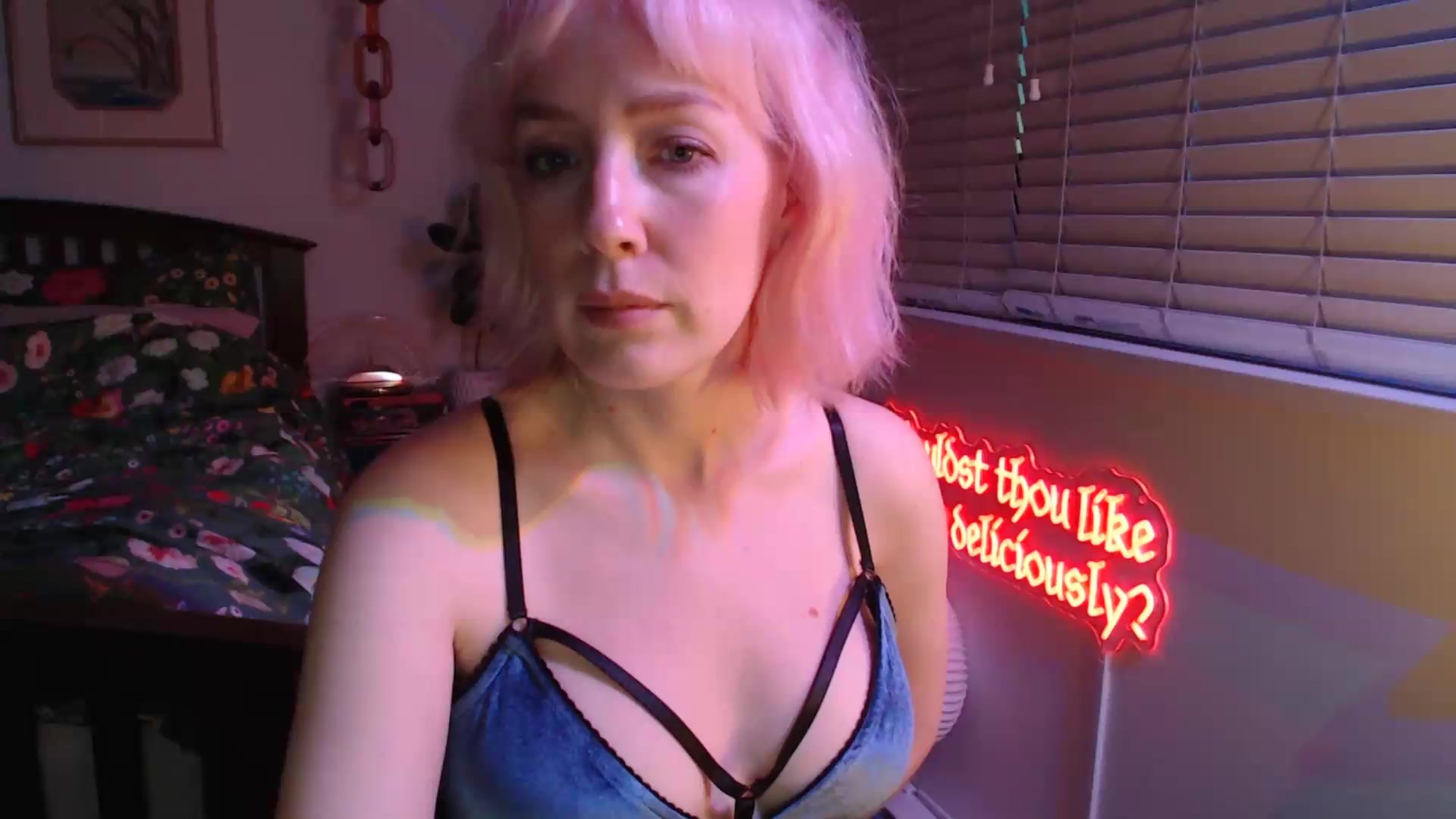 Gallery image thumbnail from NahlaHoney's myfreecams stream on, 08/27/2026, 03:50 image 15 of 20