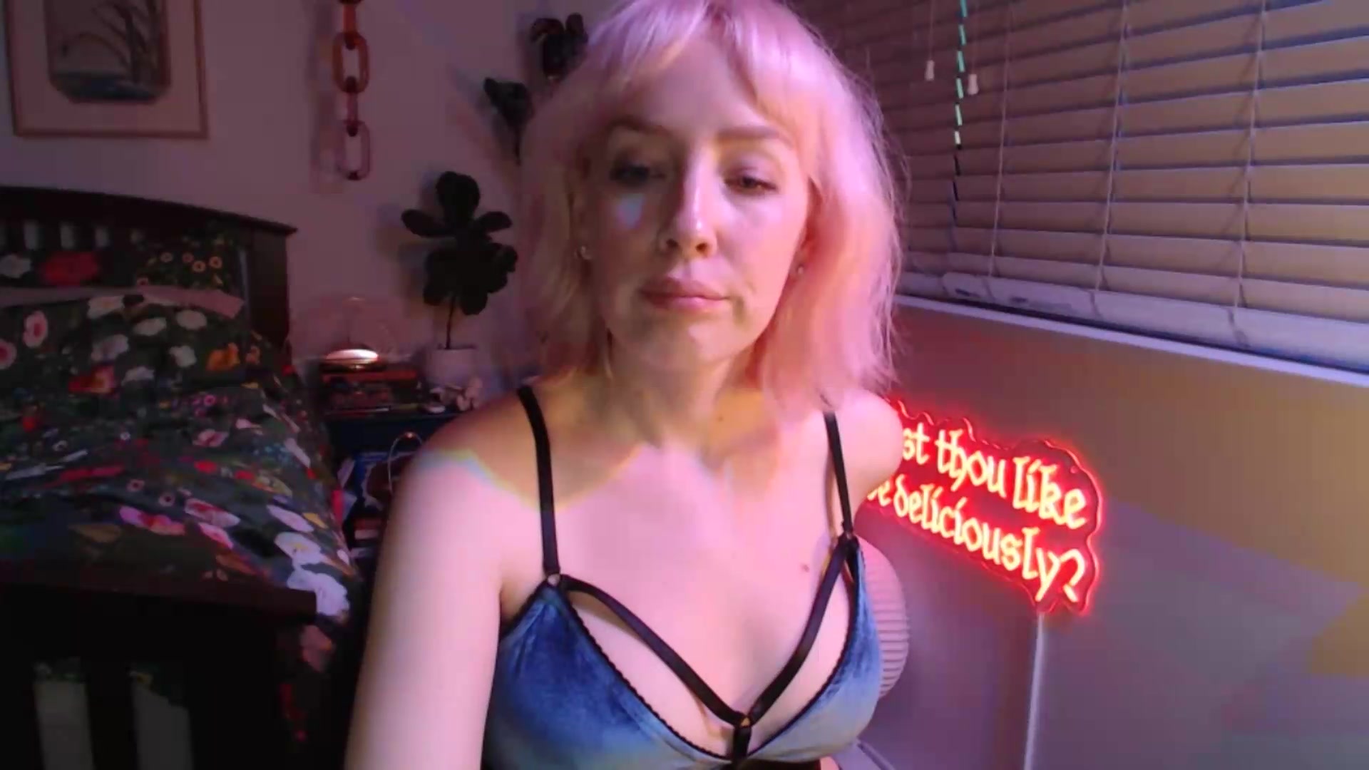 Gallery image thumbnail from NahlaHoney's myfreecams stream on, 08/27/2026, 03:50 image 13 of 20