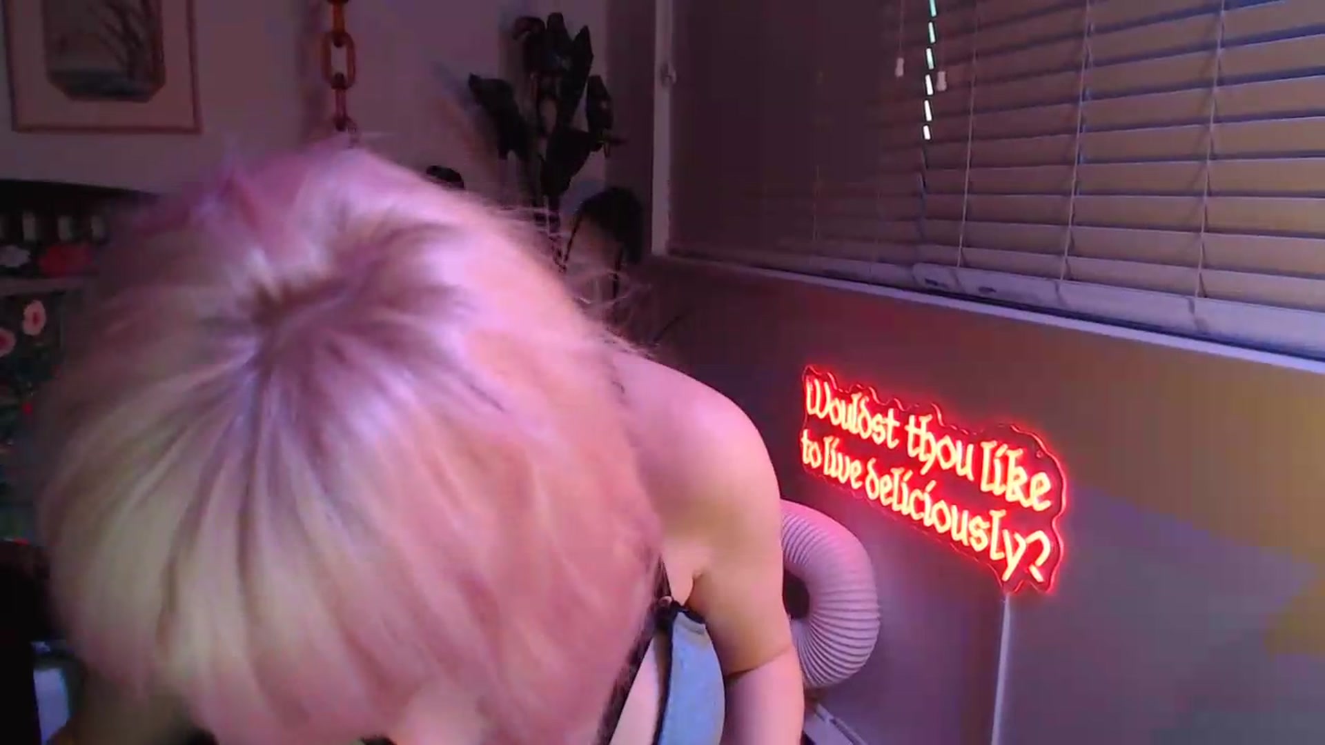 Gallery image thumbnail from NahlaHoney's myfreecams stream on, 08/27/2026, 03:50 image 3 of 20