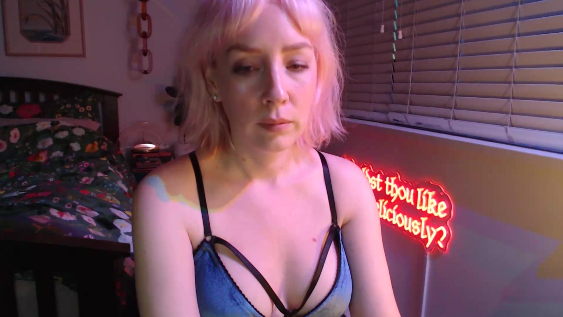 Gallery image thumbnail from NahlaHoney's myfreecams stream on, 08/27/2026, 03:50 image 16 of 20