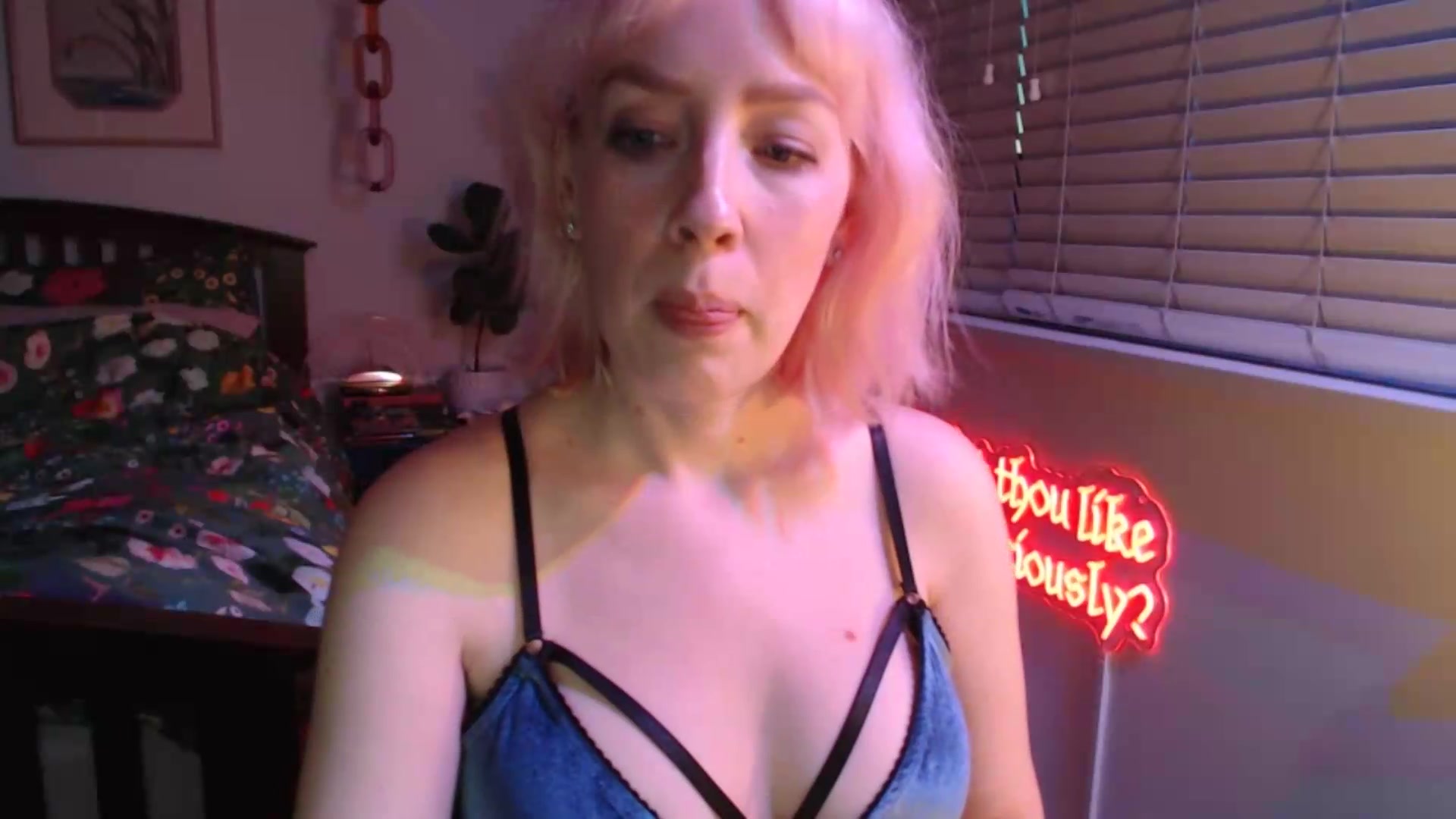 Gallery image thumbnail from NahlaHoney's myfreecams stream on, 08/27/2026, 03:50 image 11 of 20