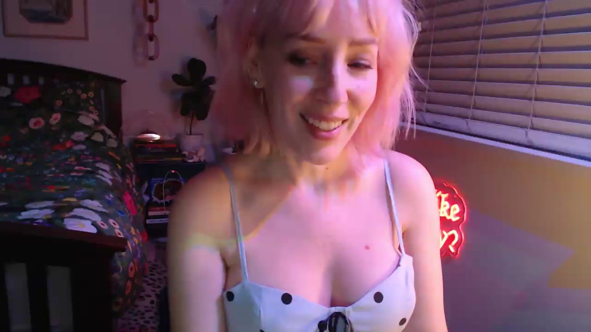 Gallery image thumbnail from NahlaHoney's myfreecams stream on, 08/29/2026, 05:04 image 10 of 20