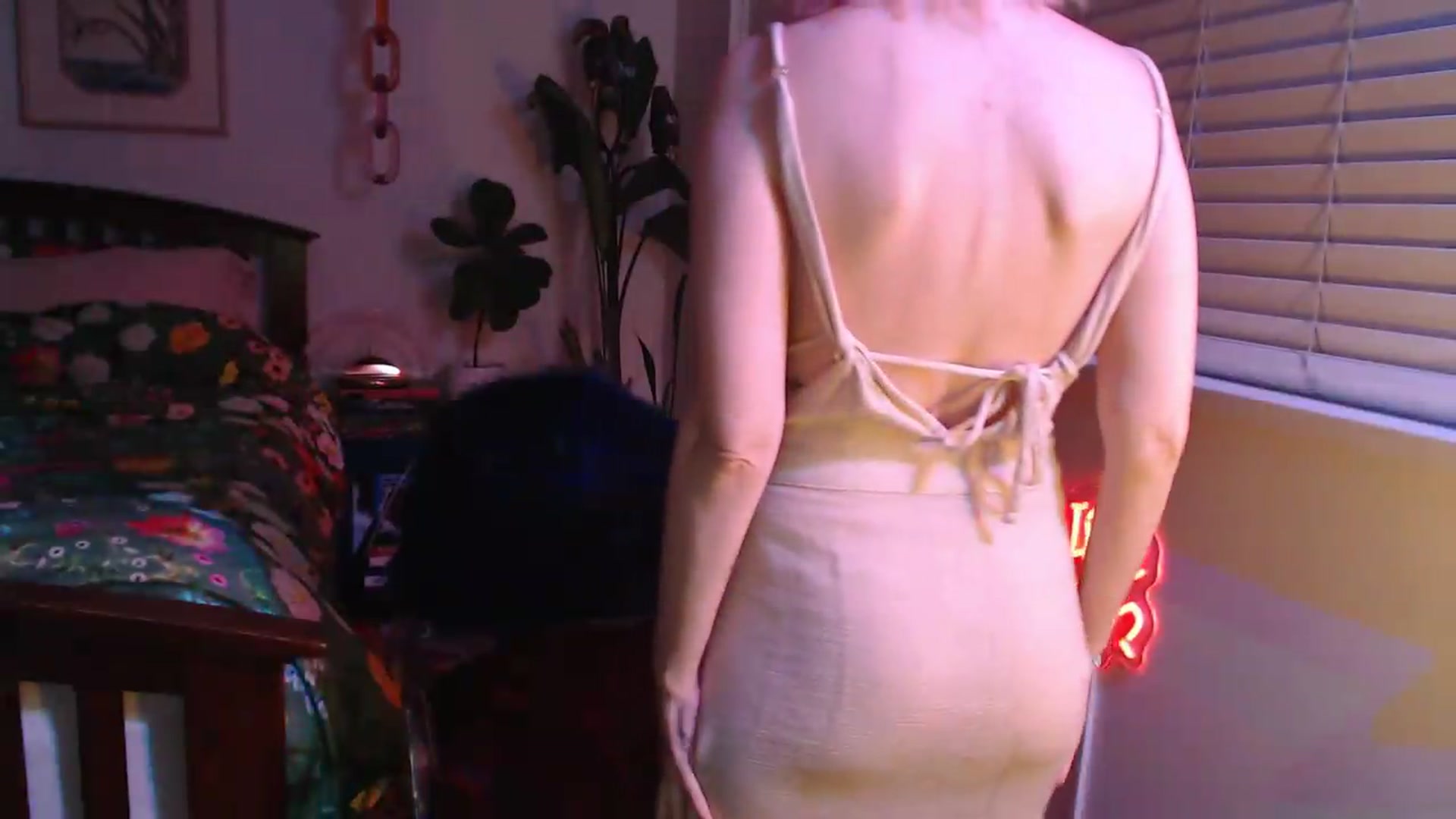 Gallery image thumbnail from NahlaHoney's myfreecams stream on, 08/31/2026, 03:39 image 17 of 20