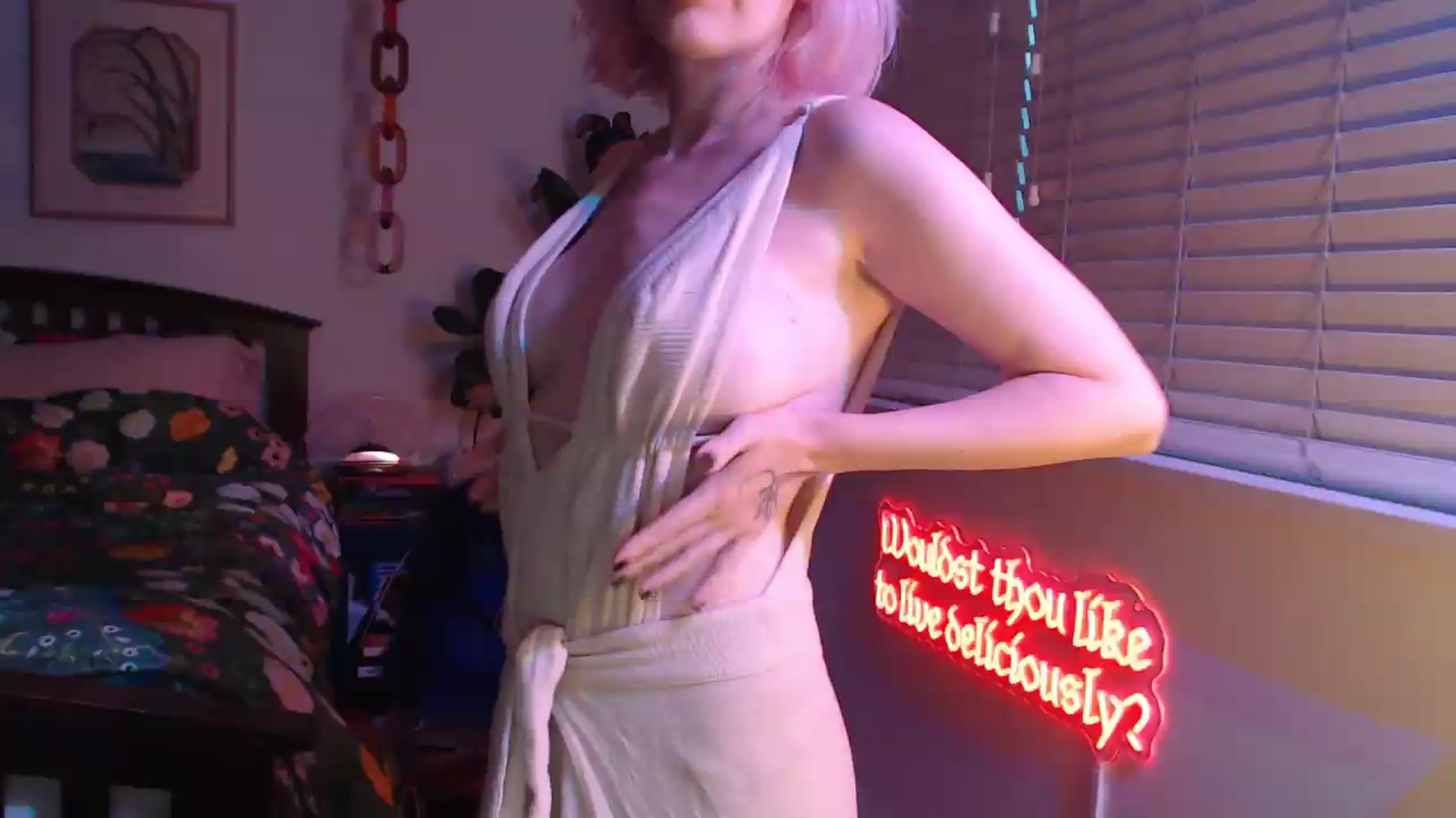 Gallery image thumbnail from NahlaHoney's myfreecams stream on, 08/31/2026, 03:39 image 14 of 20