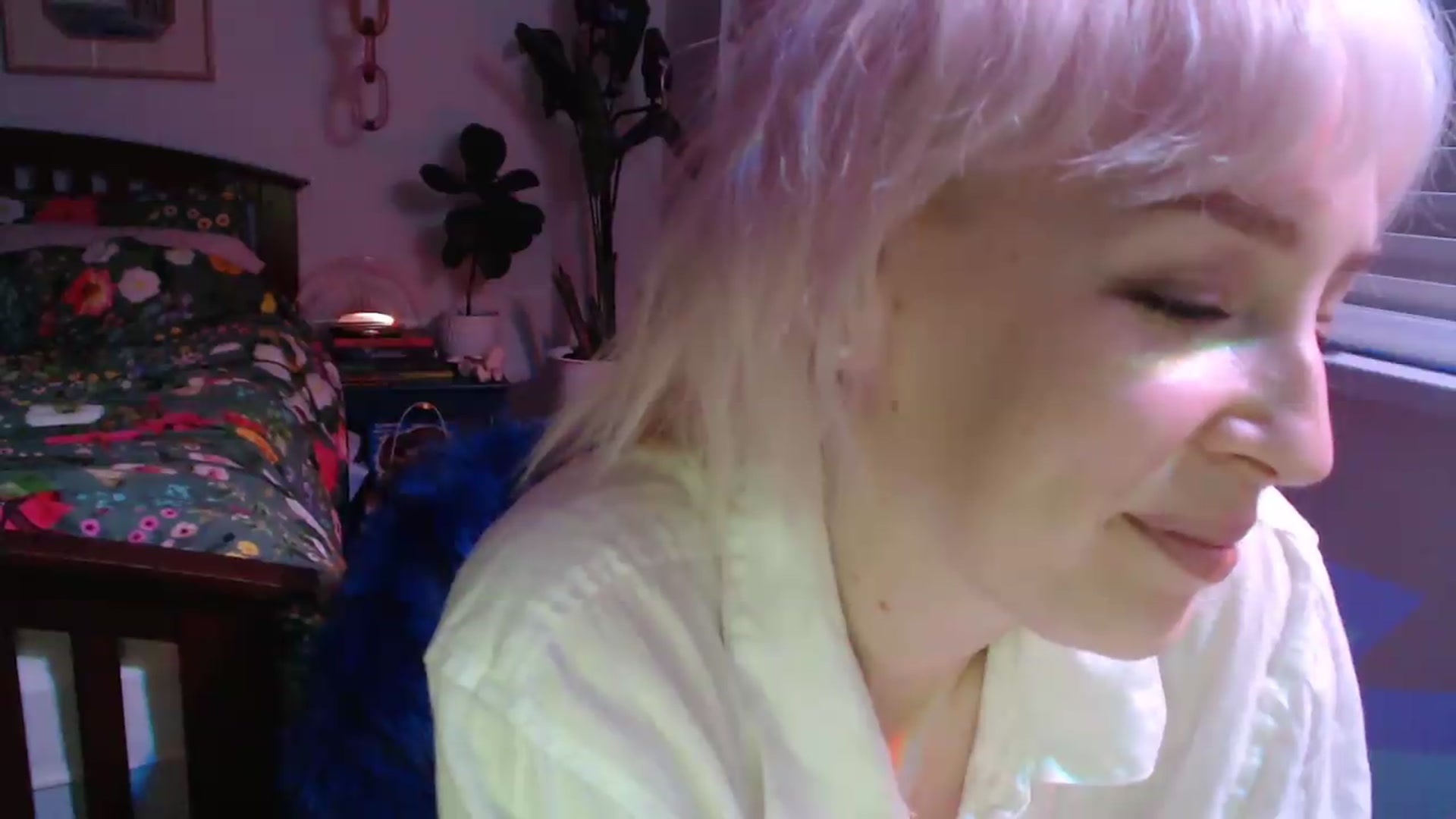Gallery image thumbnail from NahlaHoney's myfreecams stream on, 09/05/2026, 04:47 image 17 of 20