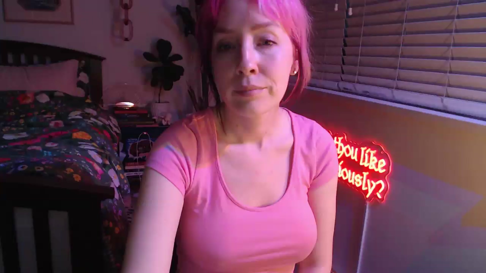 Gallery image thumbnail from NahlaHoney's myfreecams stream on, 09/12/2026, 04:05 image 1 of 20