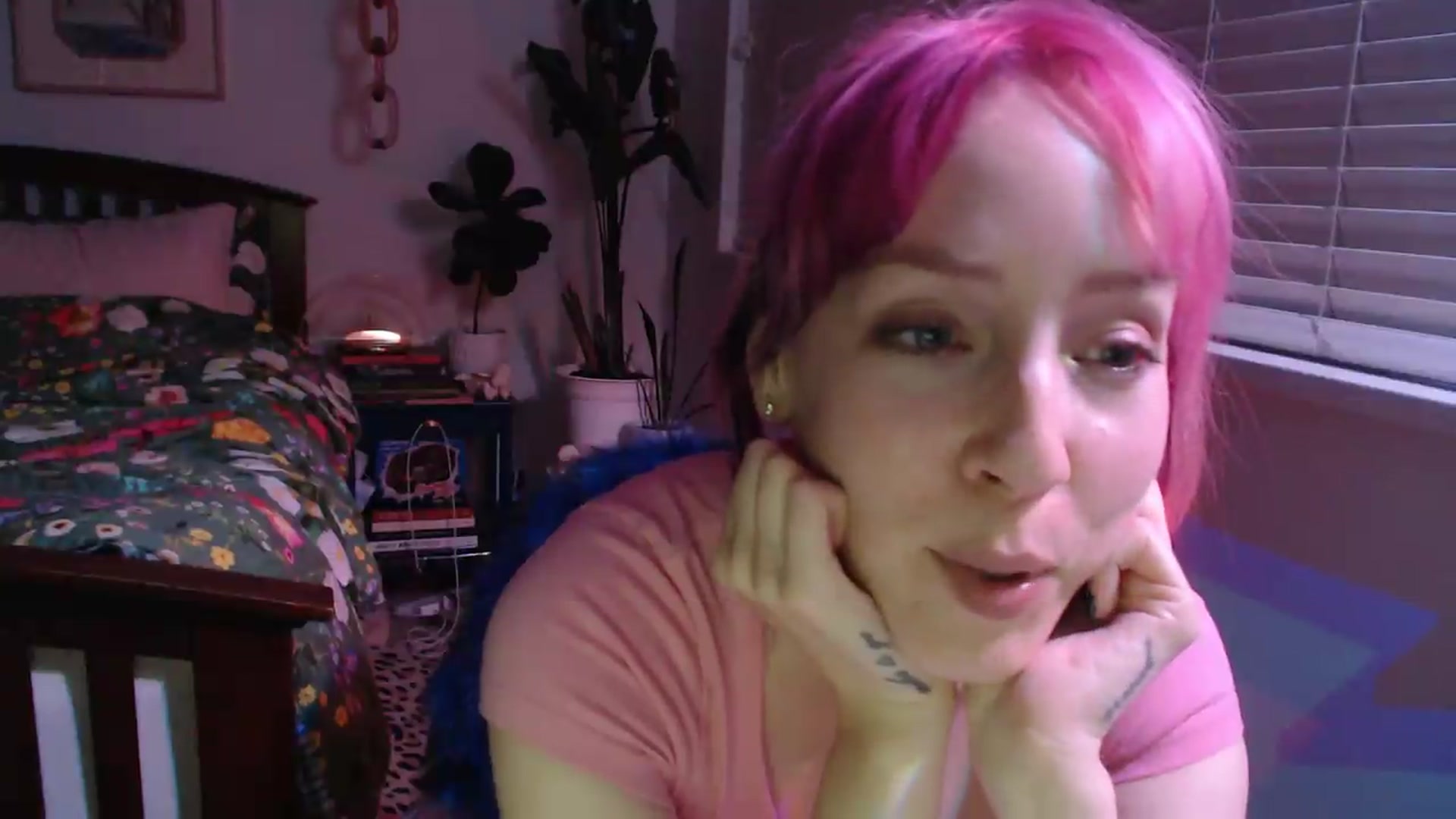 Gallery image thumbnail from NahlaHoney's myfreecams stream on, 09/12/2026, 04:05 image 16 of 20