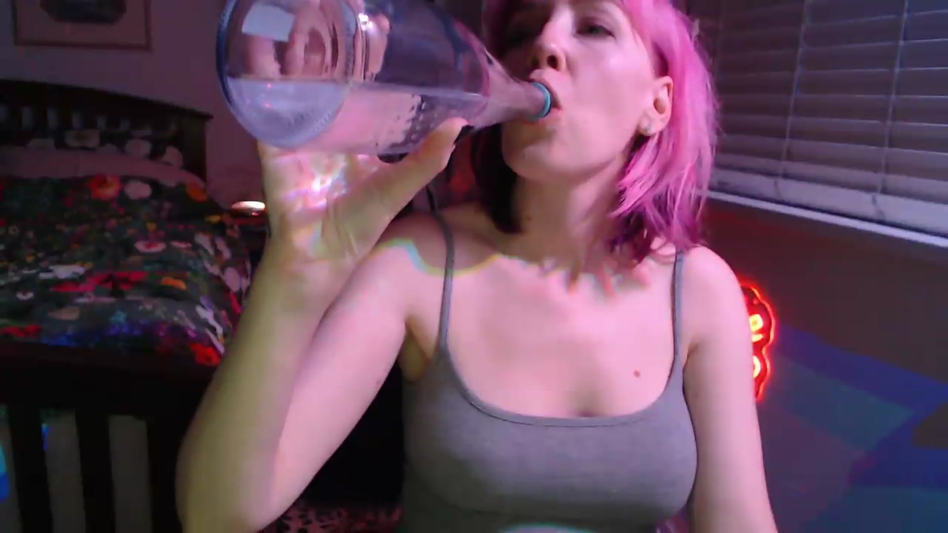 Gallery image thumbnail from NahlaHoney's myfreecams stream on, 09/13/2026, 04:30 image 12 of 20