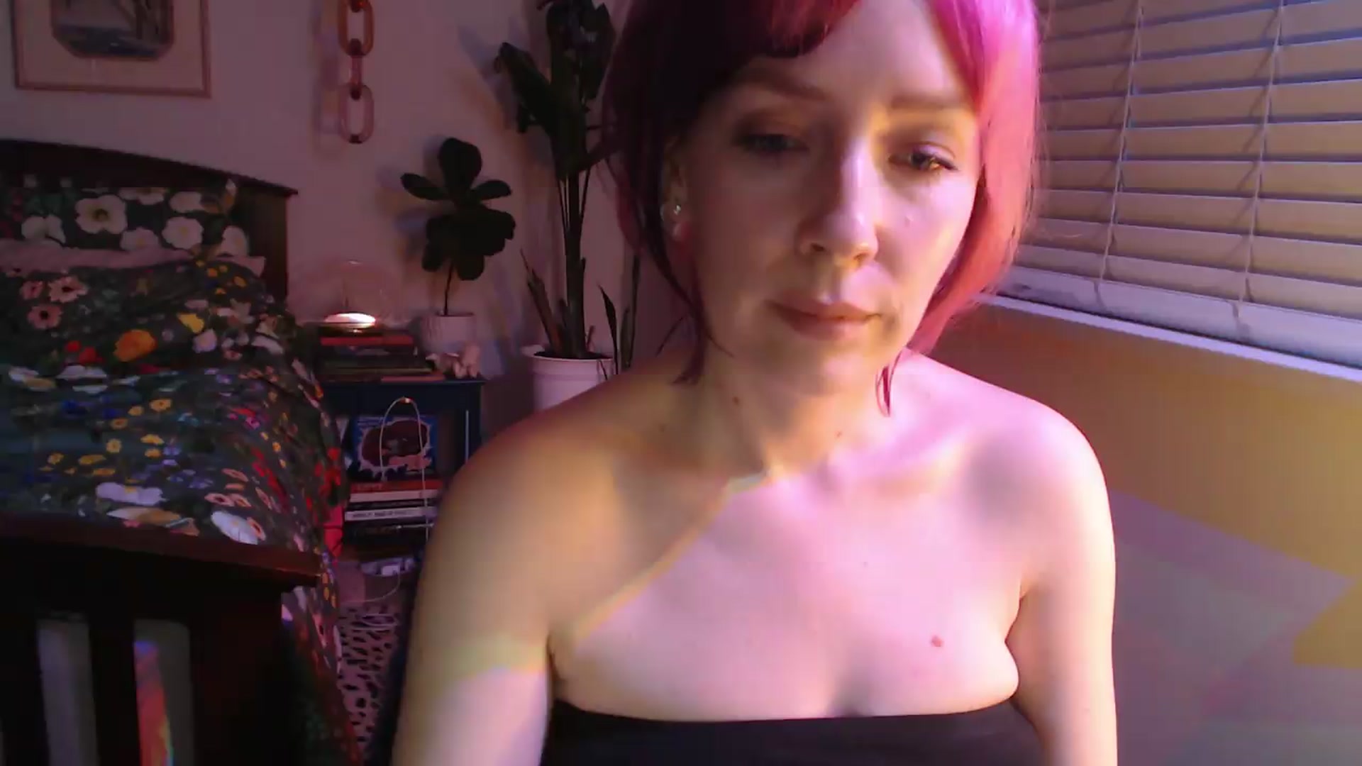 Gallery image thumbnail from NahlaHoney's myfreecams stream on, 09/18/2026, 03:49 image 2 of 20