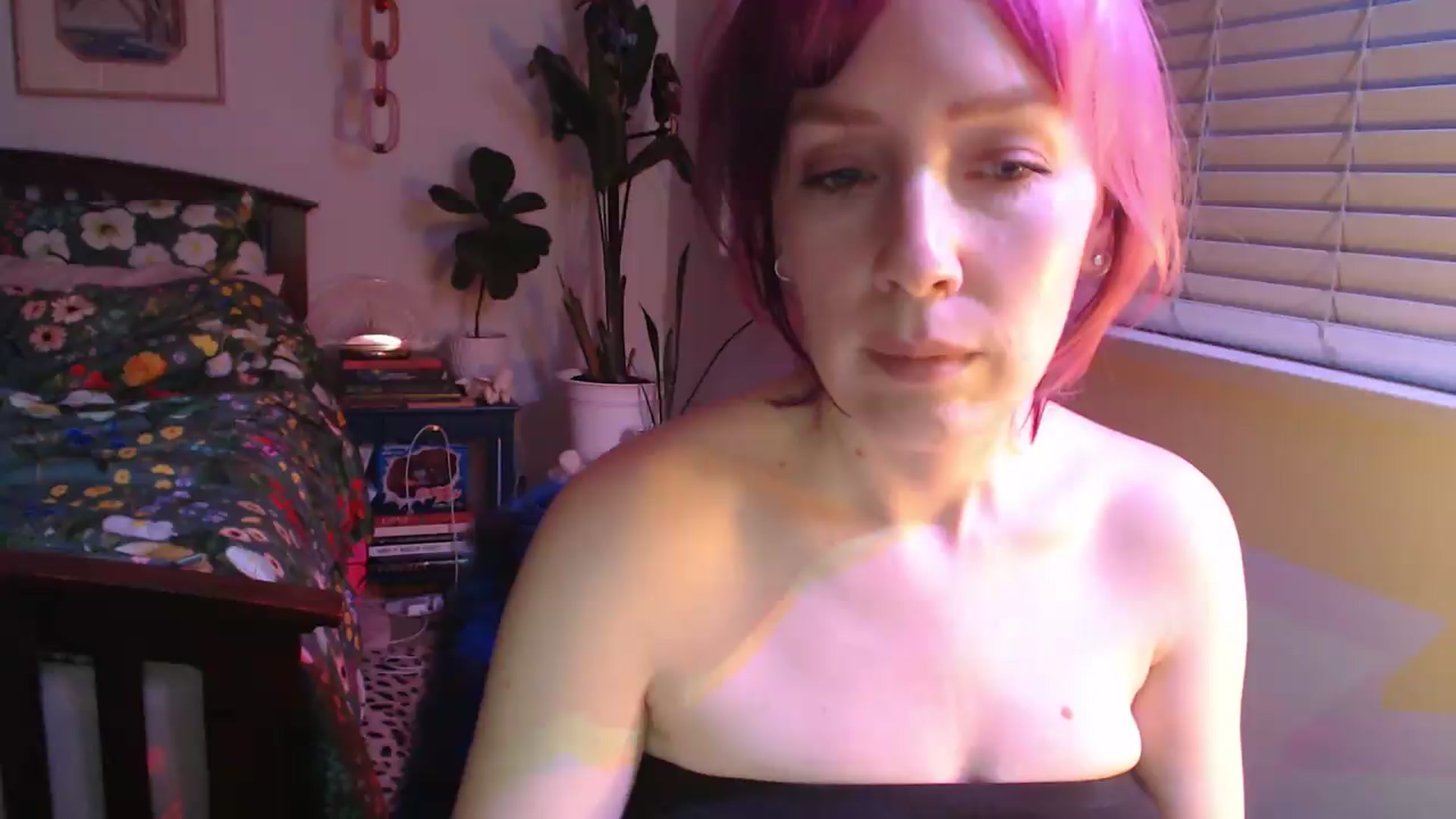 Gallery image thumbnail from NahlaHoney's myfreecams stream on, 09/18/2026, 03:49 image 4 of 20