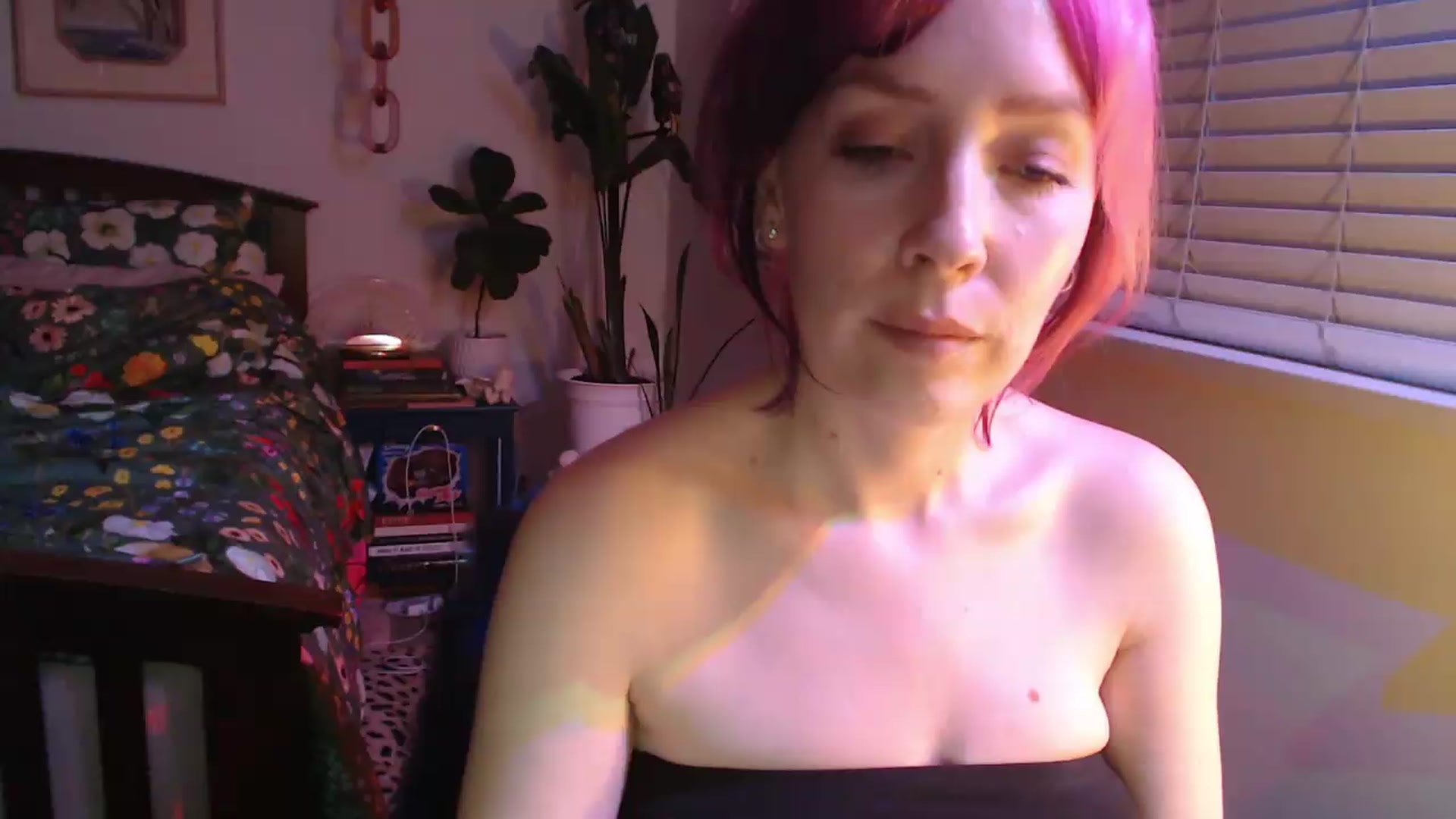 Gallery image thumbnail from NahlaHoney's myfreecams stream on, 09/18/2026, 03:49 image 5 of 20