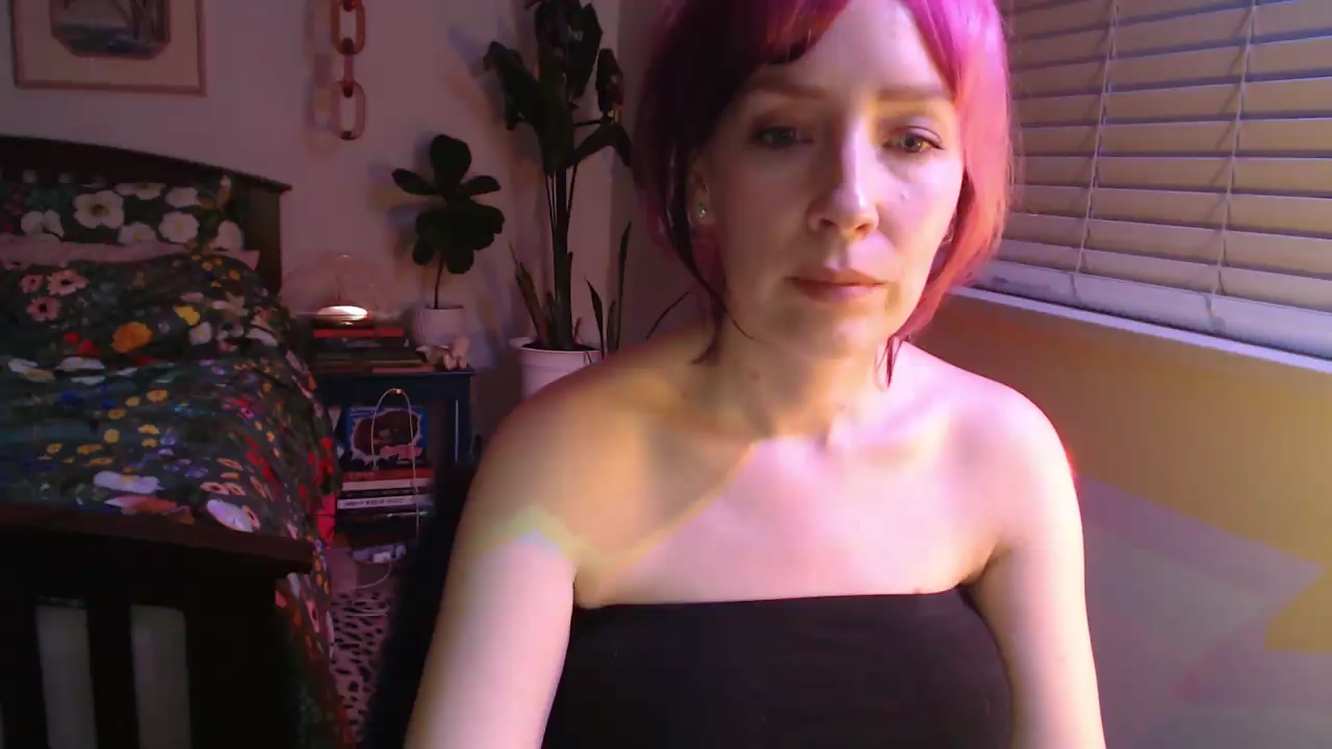Gallery image thumbnail from NahlaHoney's myfreecams stream on, 09/18/2026, 03:49 image 7 of 20