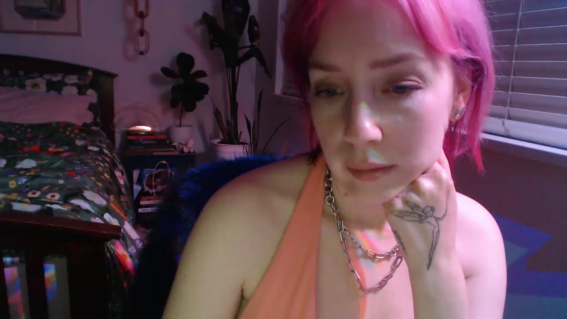 Gallery image thumbnail from NahlaHoney's myfreecams stream on, 09/22/2026, 04:40 image 9 of 20