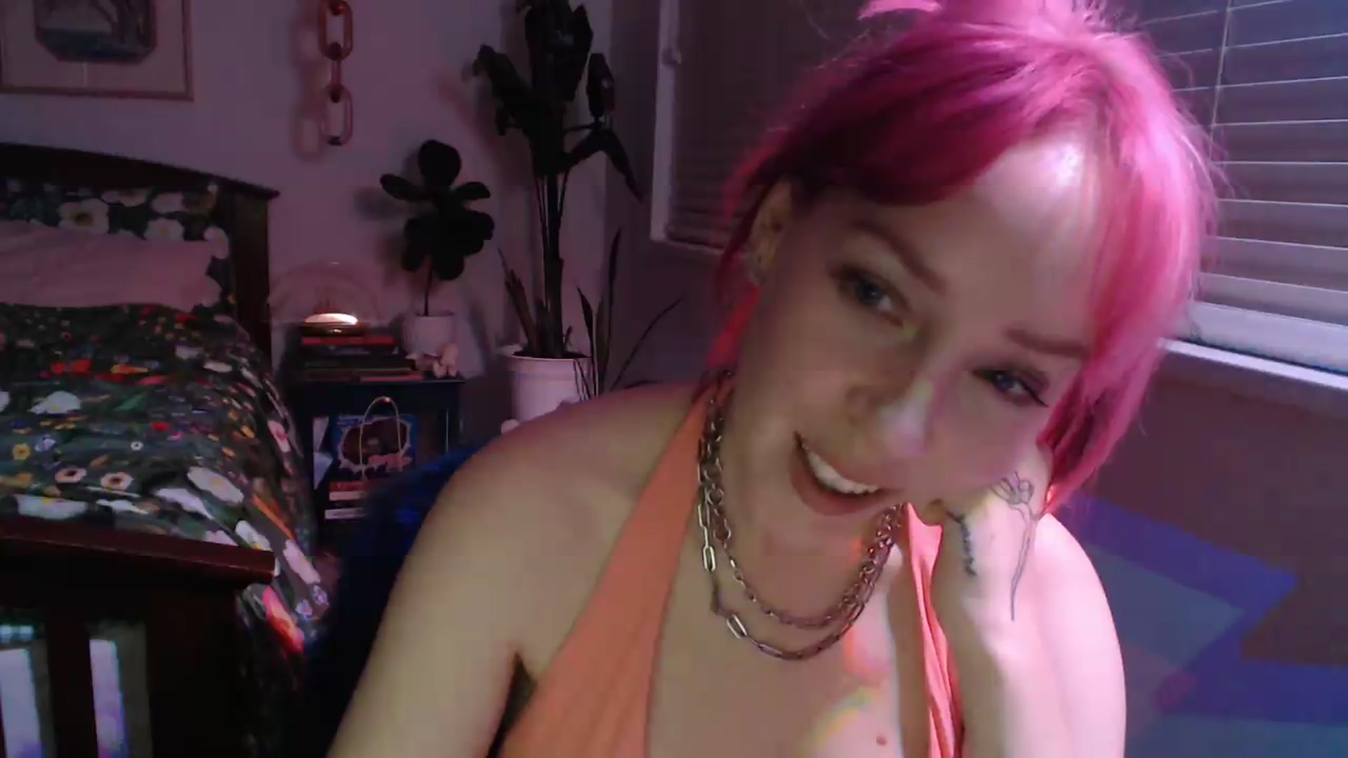 Gallery image thumbnail from NahlaHoney's myfreecams stream on, 09/22/2026, 04:40 image 17 of 20