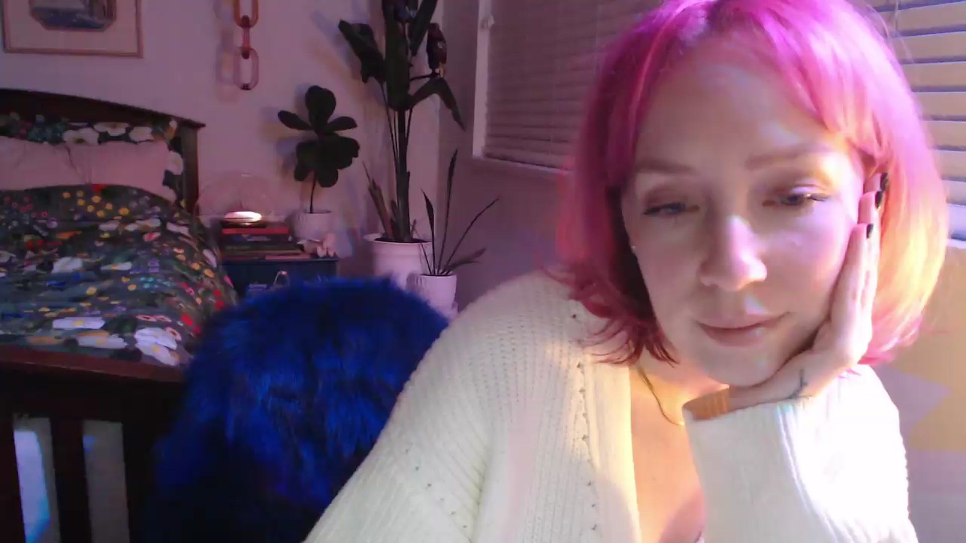 Gallery image thumbnail from NahlaHoney's myfreecams stream on, 09/25/2026, 04:04 image 11 of 20