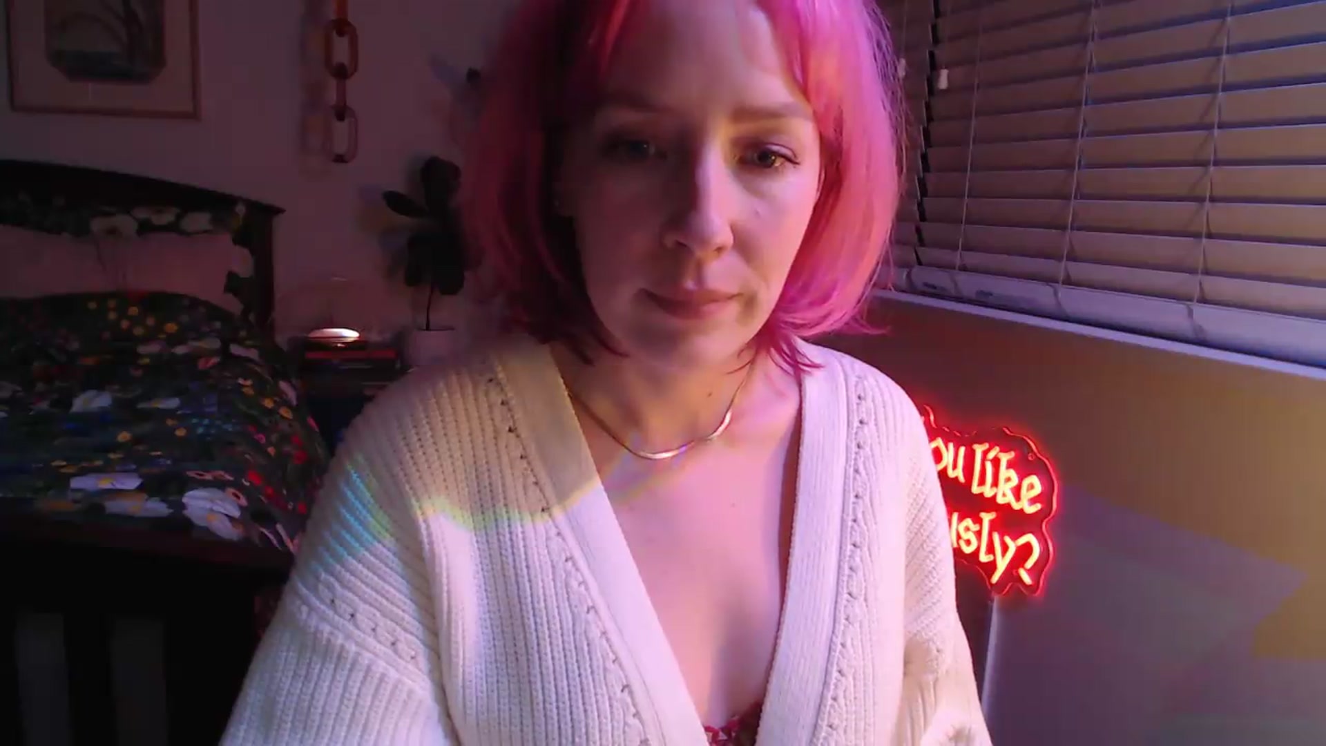 Gallery image thumbnail from NahlaHoney's myfreecams stream on, 09/25/2026, 04:04 image 17 of 20