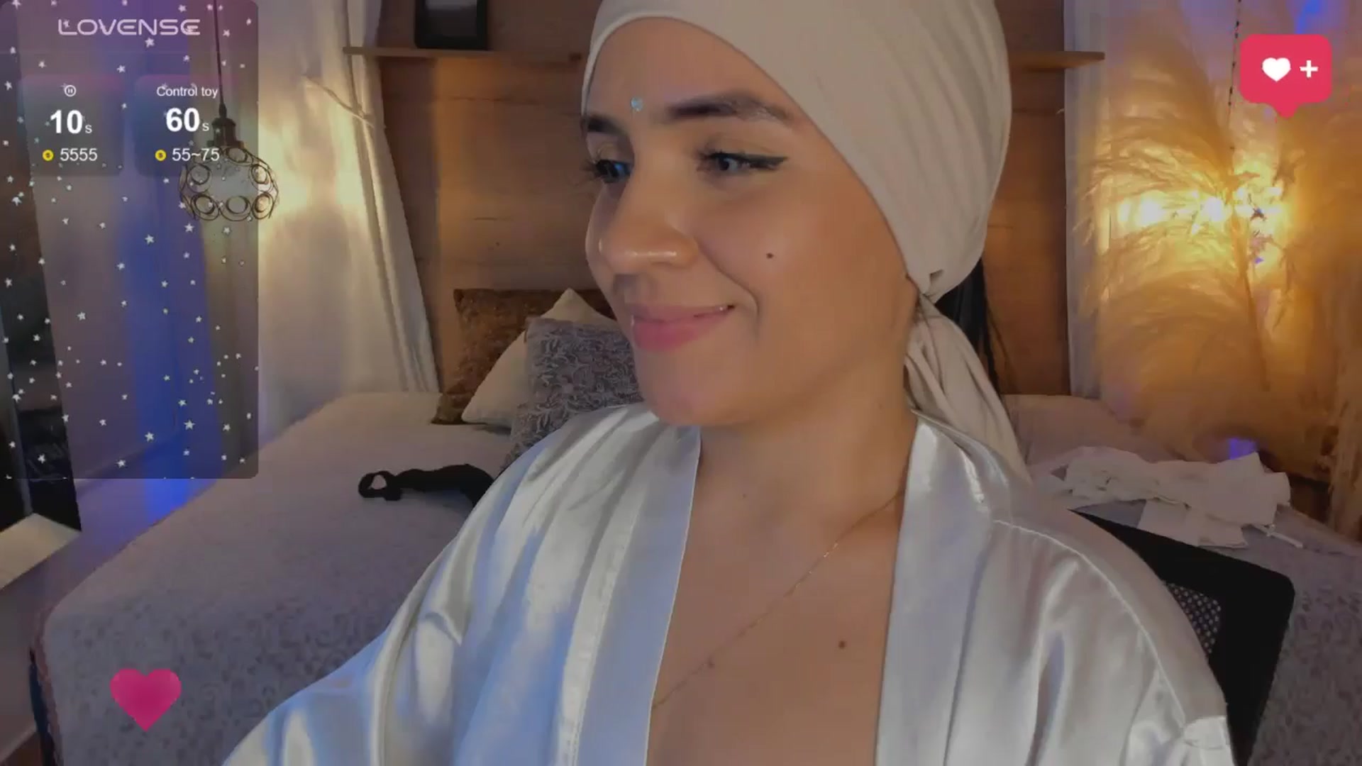 Gallery image thumbnail from Nahomiii1's myfreecams stream on, 07/03/2024, 14:08 image 13 of 20