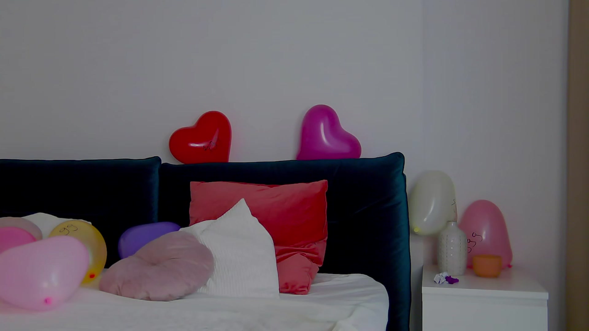 Gallery image thumbnail from NaiaSummer's myfreecams stream on, 10/02/2023, 16:23 image 1 of 20