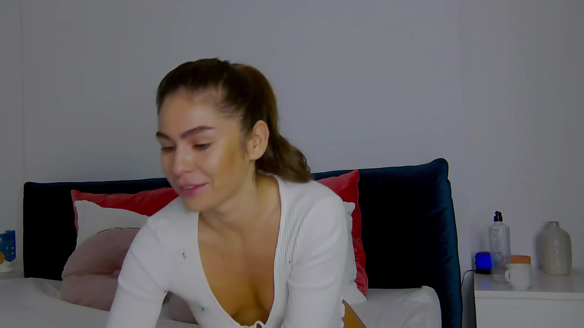 Gallery image thumbnail from NaiaSummer's myfreecams stream on, 10/30/2023, 16:44 image 6 of 20
