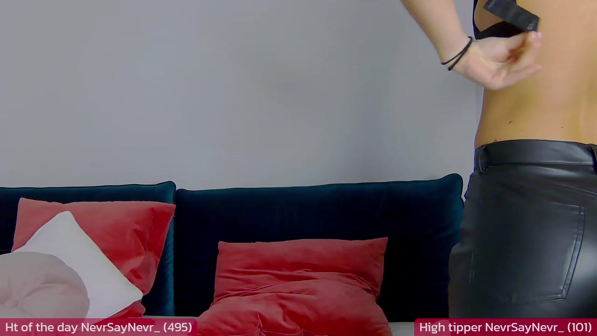 Gallery image thumbnail from NaiaSummer's myfreecams stream on, 11/21/2023, 18:57 image 13 of 20
