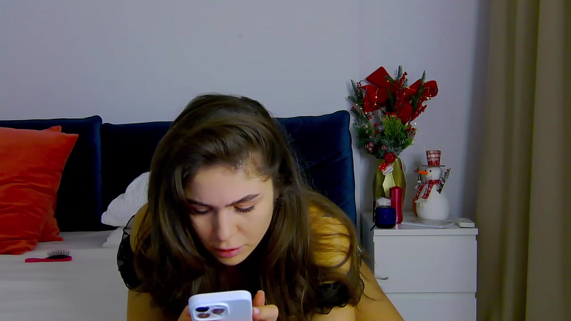 Gallery image thumbnail from NaiaSummer's myfreecams stream on, 12/11/2023, 17:05 image 1 of 20