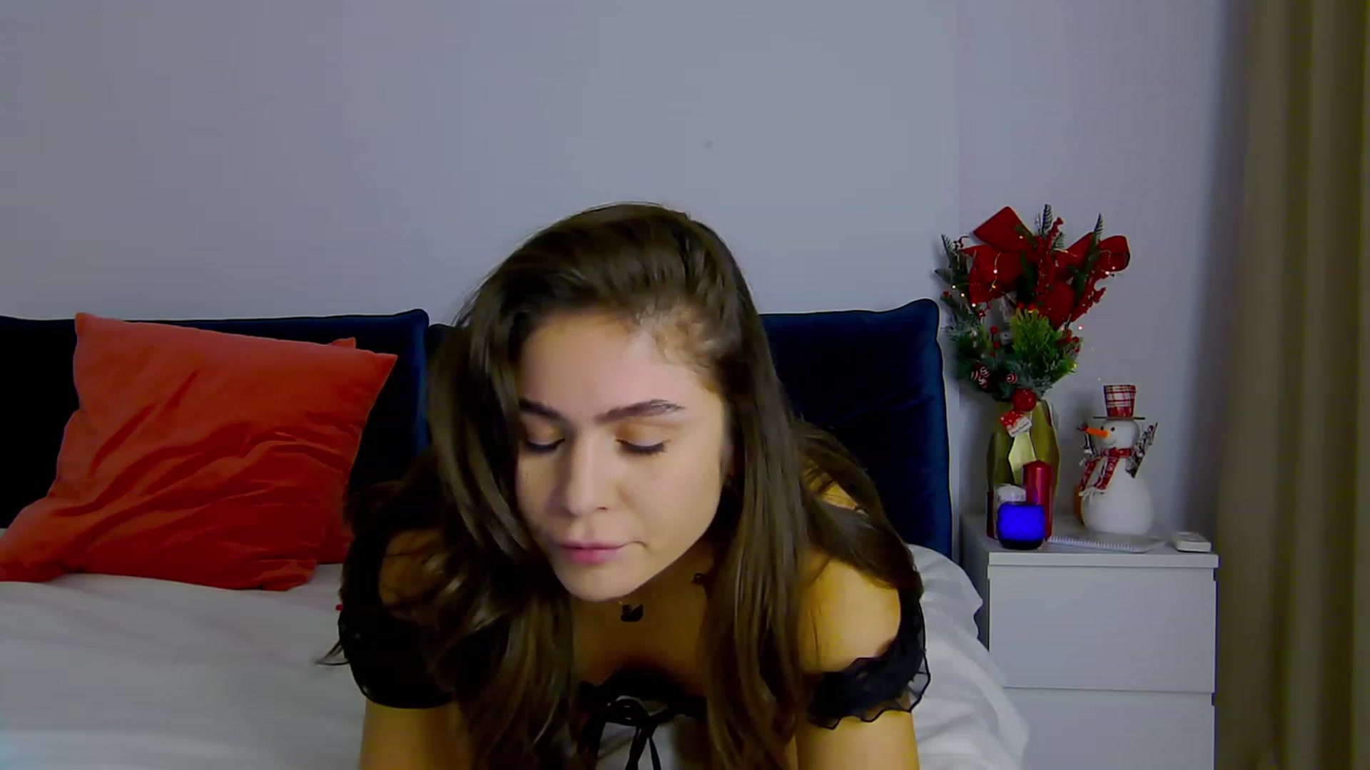 Gallery image thumbnail from NaiaSummer's myfreecams stream on, 12/11/2023, 17:42 image 19 of 20