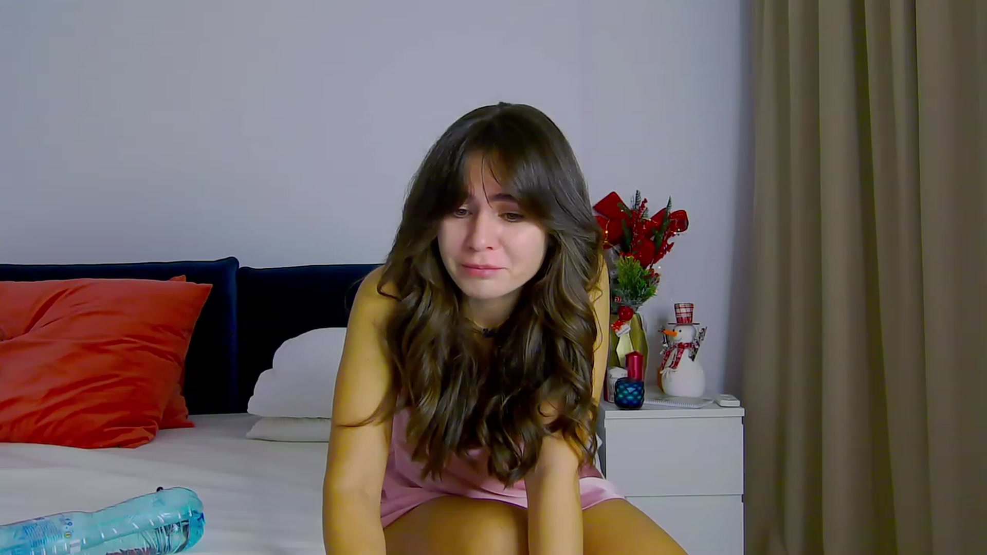 Gallery image thumbnail from NaiaSummer's myfreecams stream on, 12/12/2023, 16:17 image 8 of 20