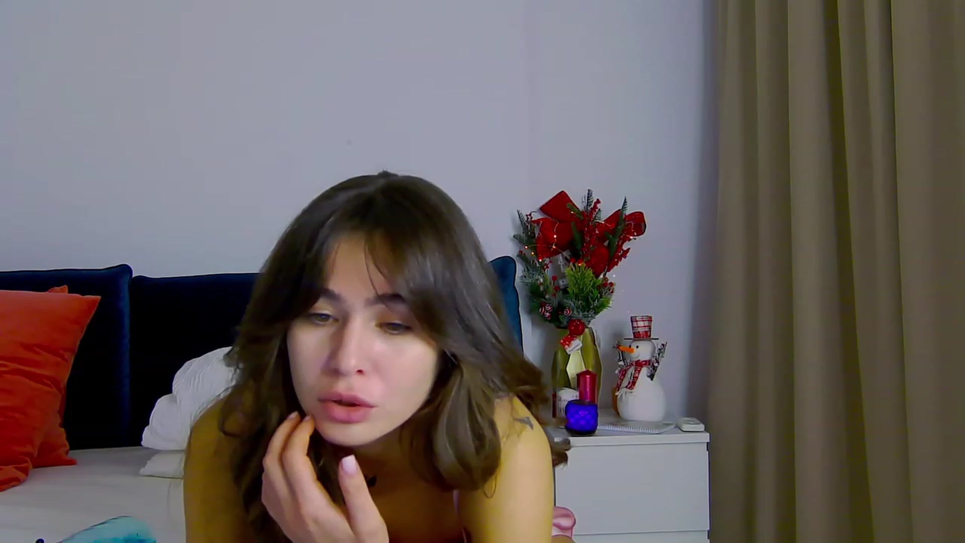 Gallery image thumbnail from NaiaSummer's myfreecams stream on, 12/12/2023, 16:17 image 10 of 20