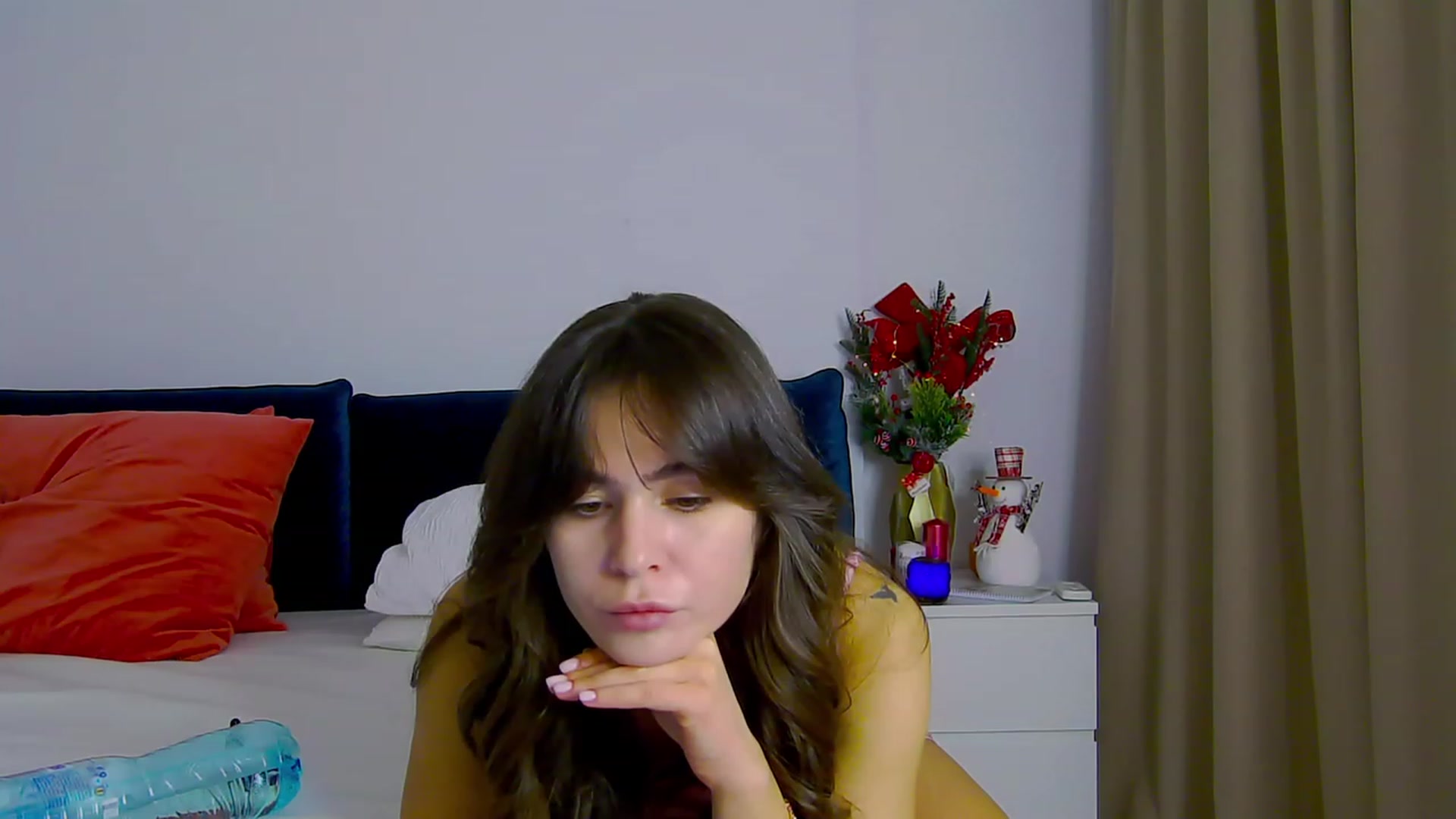 Gallery image thumbnail from NaiaSummer's myfreecams stream on, 12/12/2023, 16:17 image 7 of 20