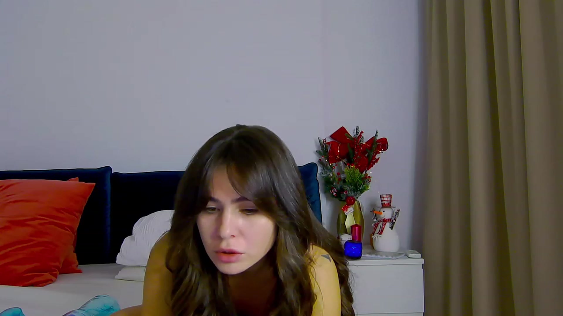 Gallery image thumbnail from NaiaSummer's myfreecams stream on, 12/12/2023, 16:17 image 17 of 20