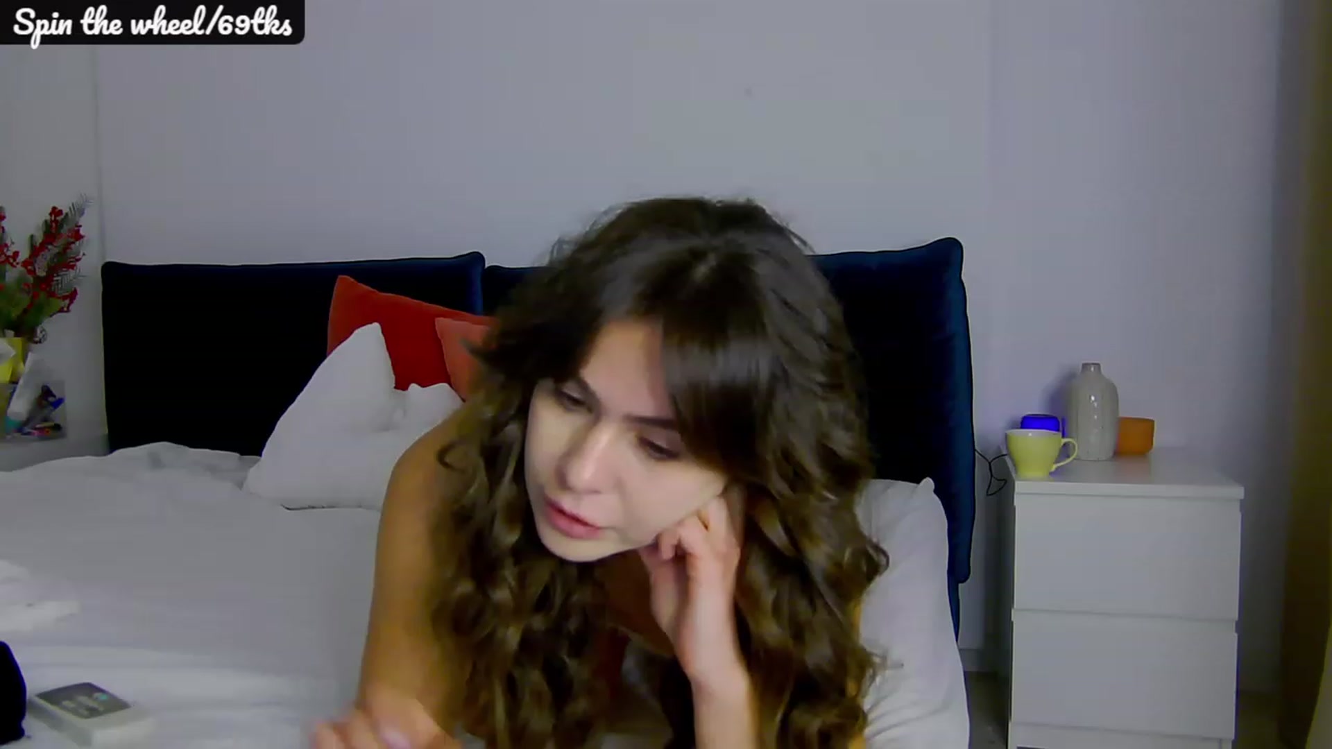 Gallery image thumbnail from NaiaSummer's myfreecams stream on, 01/06/2024, 18:20 image 18 of 20