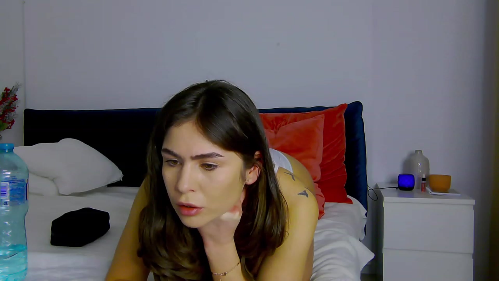 Gallery image thumbnail from NaiaSummer's myfreecams stream on, 01/22/2024, 16:23 image 7 of 20